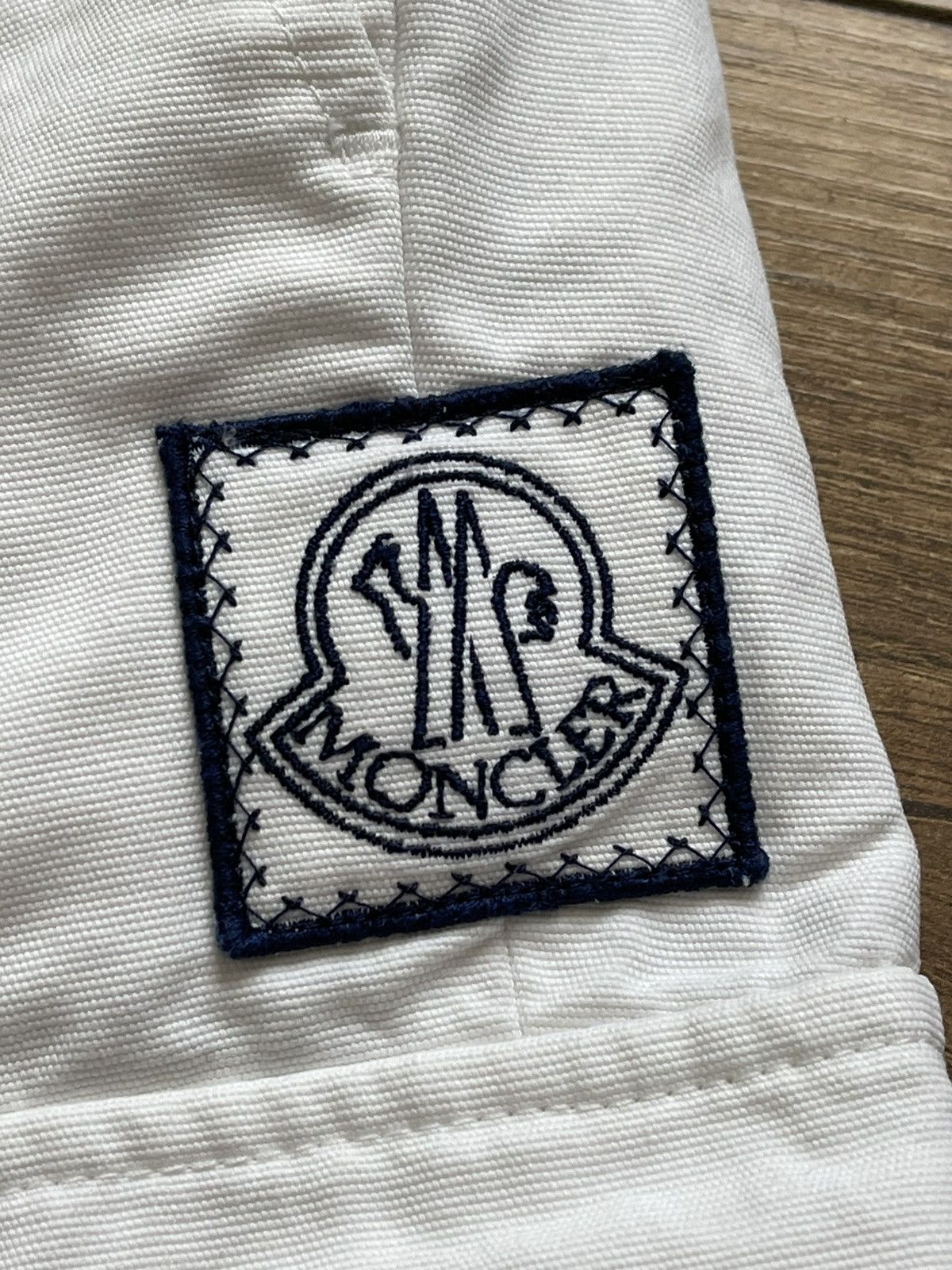 Moncler Moncler Gamme Bleu Bermuda Cargo Shorts Italy Size US 30 / EU 46 - 10 Thumbnail