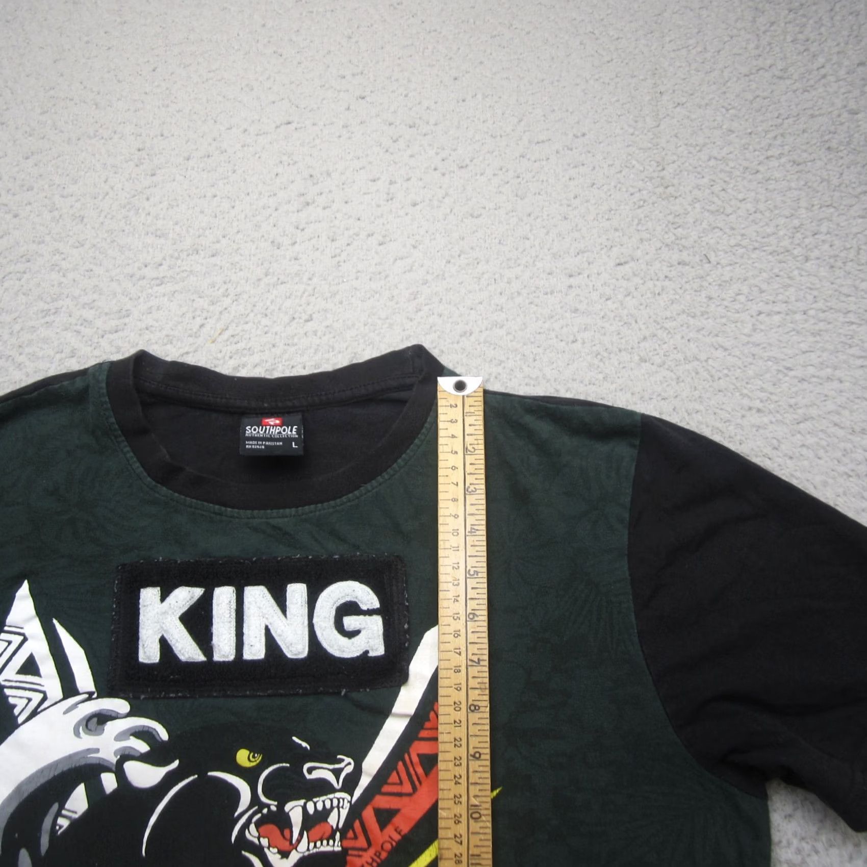 Southpole VINTAGE Southpole Shirt Mens Large Green King Jaguar Print Streetwear 90s Y2K Hiphop Mens Shirts Size US L / EU 52-54 / 3 - 6 Thumbnail