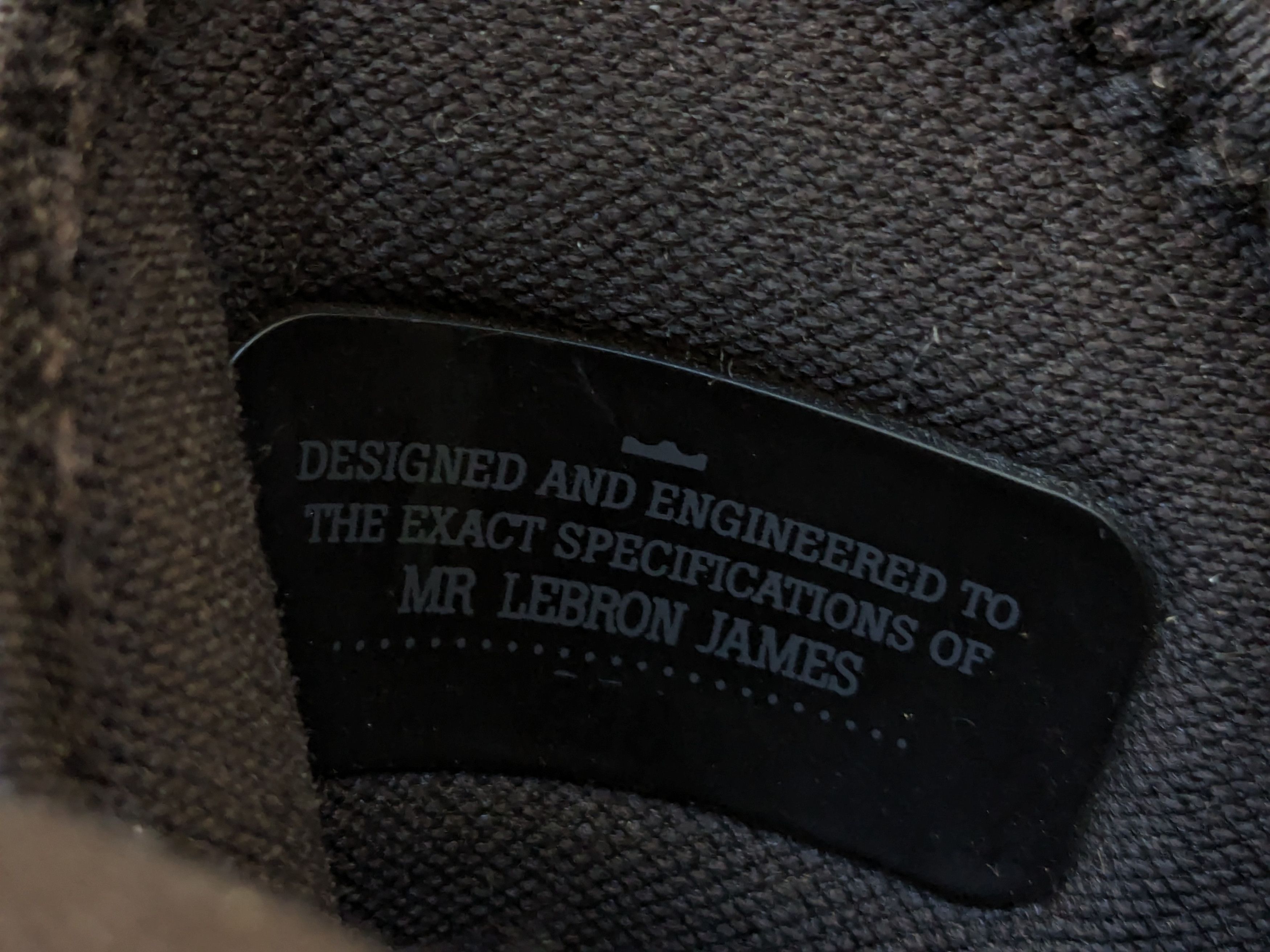 Nike Nike Lebron 8 V/2 Low Triple Black Size 12 456849-001 Size US 12 / EU 45 - 11 Thumbnail