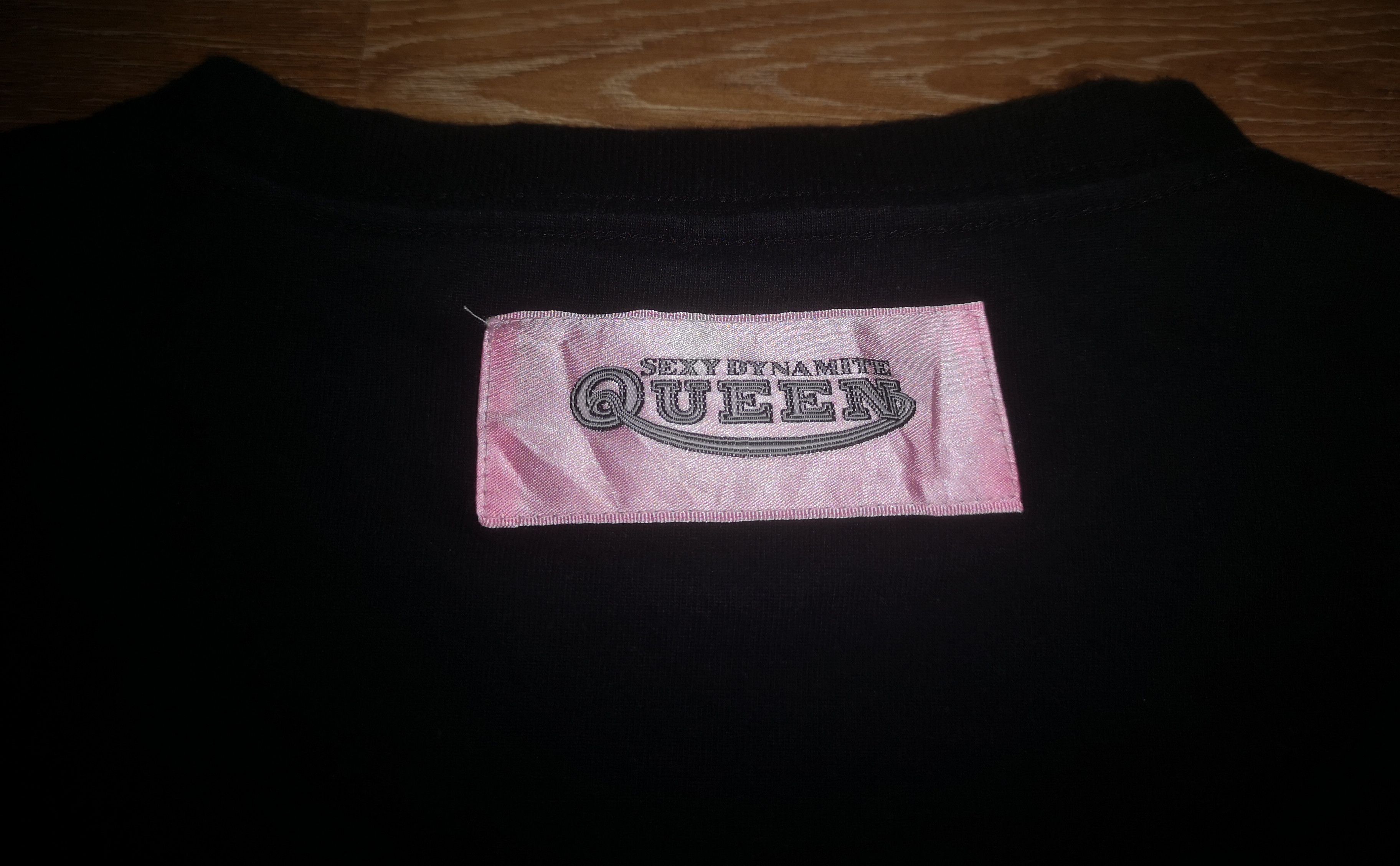 Japanese Brand × Vintage Vintage Sexy Dynamite Japan Heavy Metal Queen T Shirt Size XS / US 0-2 / IT 36-38 - 9 Thumbnail