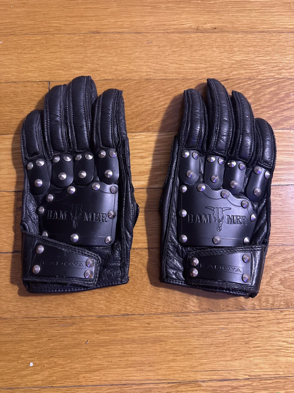 Kadoya Kadoya Black Hammer Studded Gloves Size ONE SIZE - 1 Thumbnail