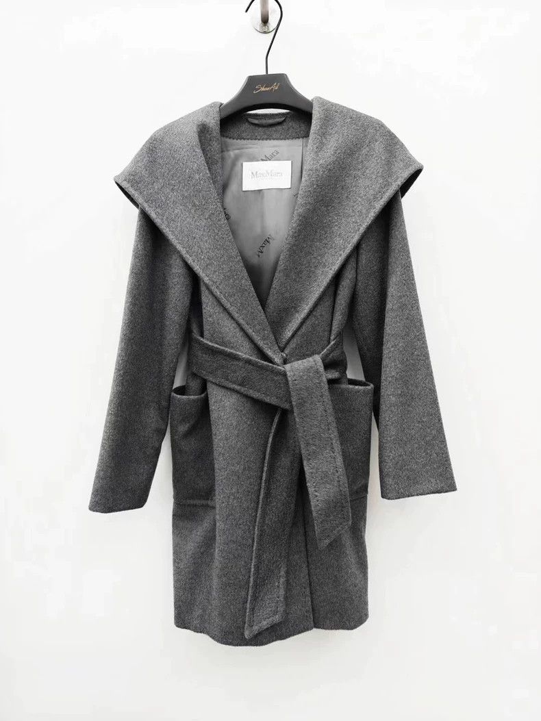 Max Mara Max Mara Cashmere bathrobe coat Size XL / US 12-14 / IT 48-50 - 1 Thumbnail