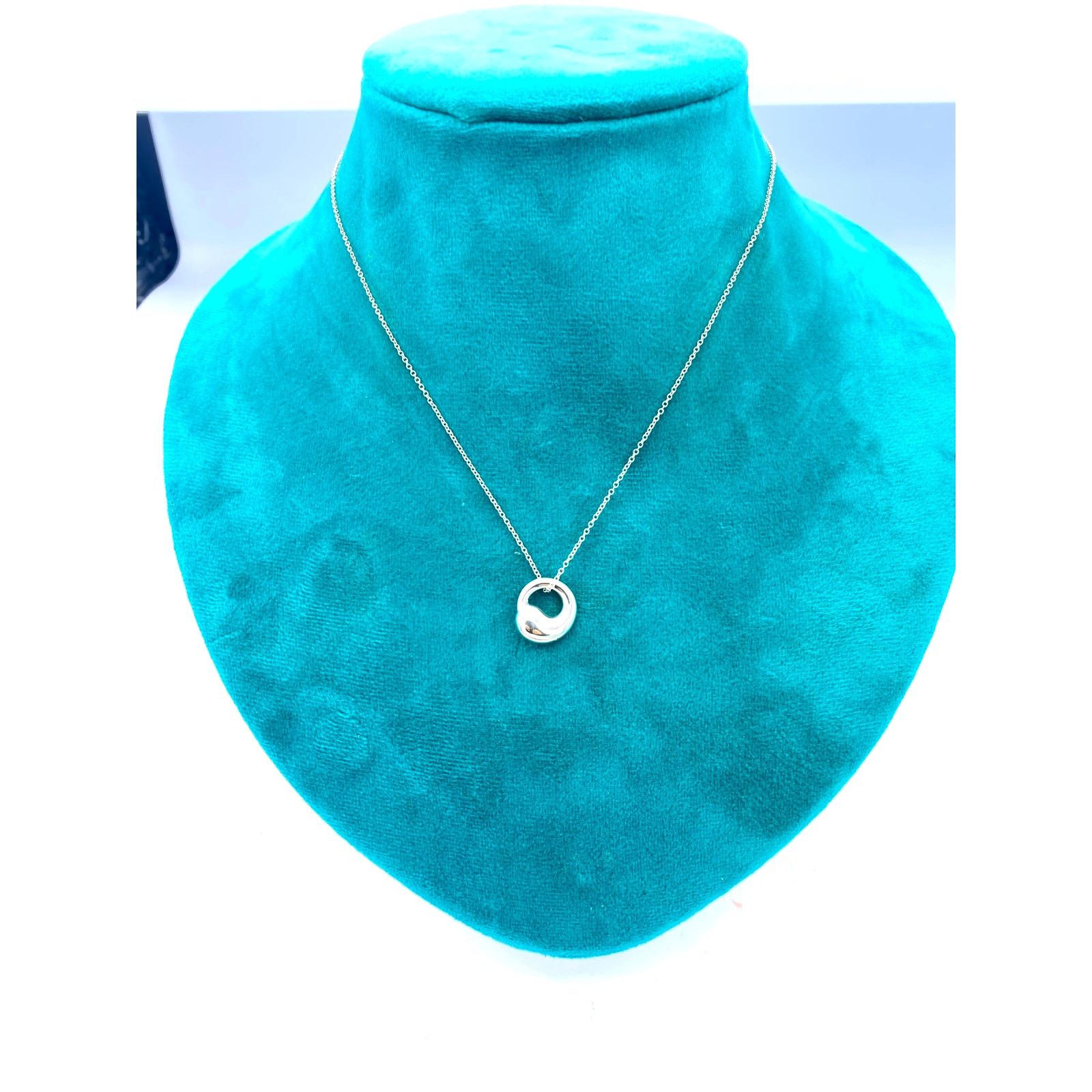 Tiffany & Co. TIFFANY & Co. Eternal Circle Elsa Peretti Necklace 16 Inch Size ONE SIZE - 3 Thumbnail
