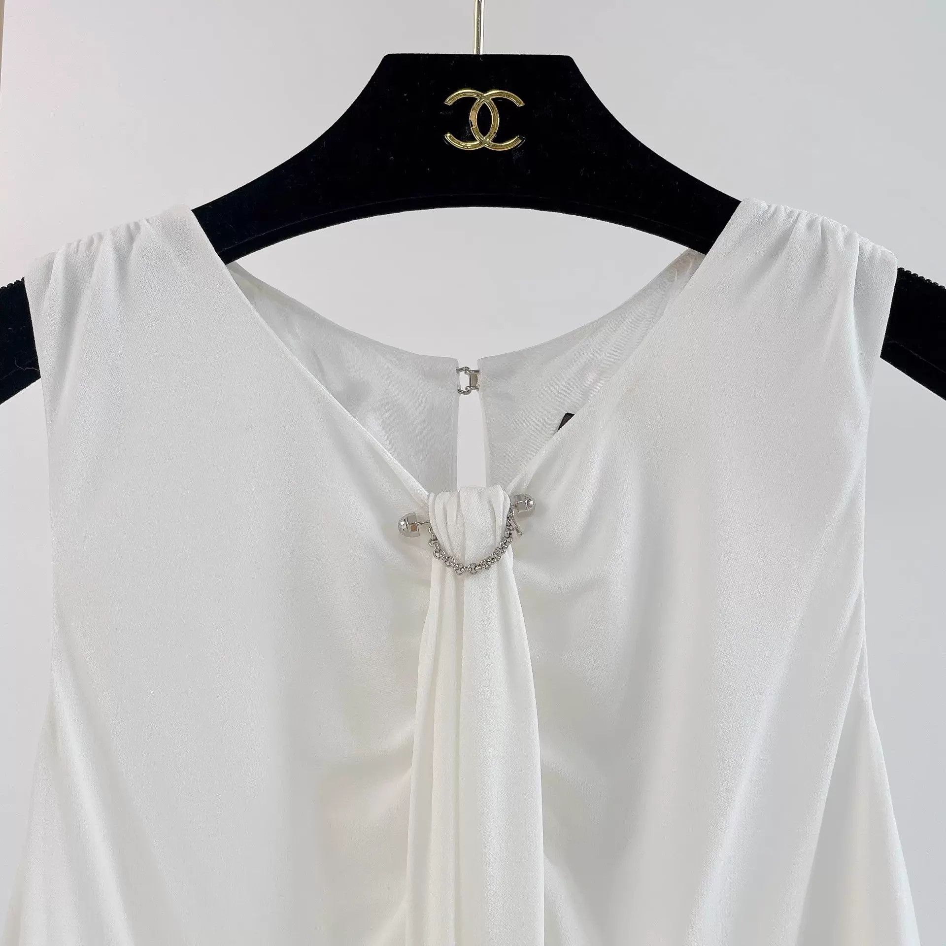 Louis Vuitton LV white sleeveless top pre-owned Size XS / US 0-2 / IT 36-38 - 3 Thumbnail