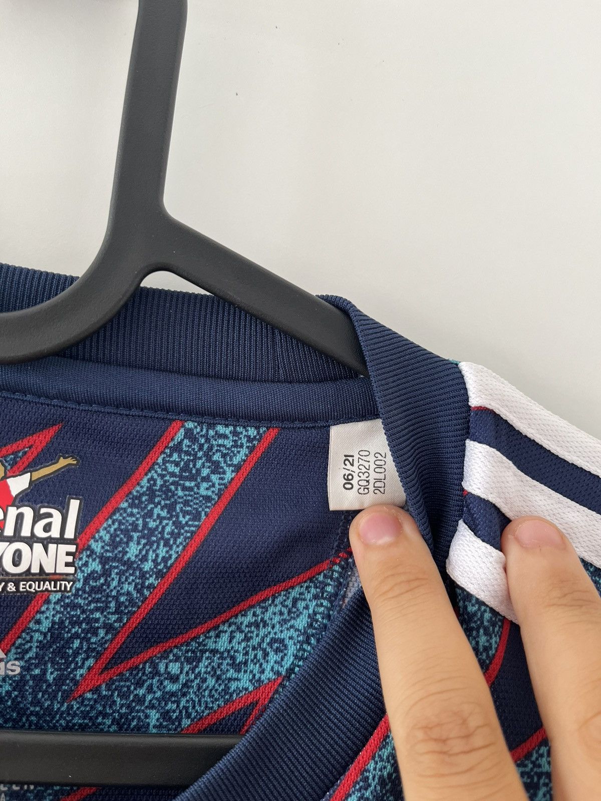 Arsenal adidas 2021/2022 trzecia — zdjęcie 3