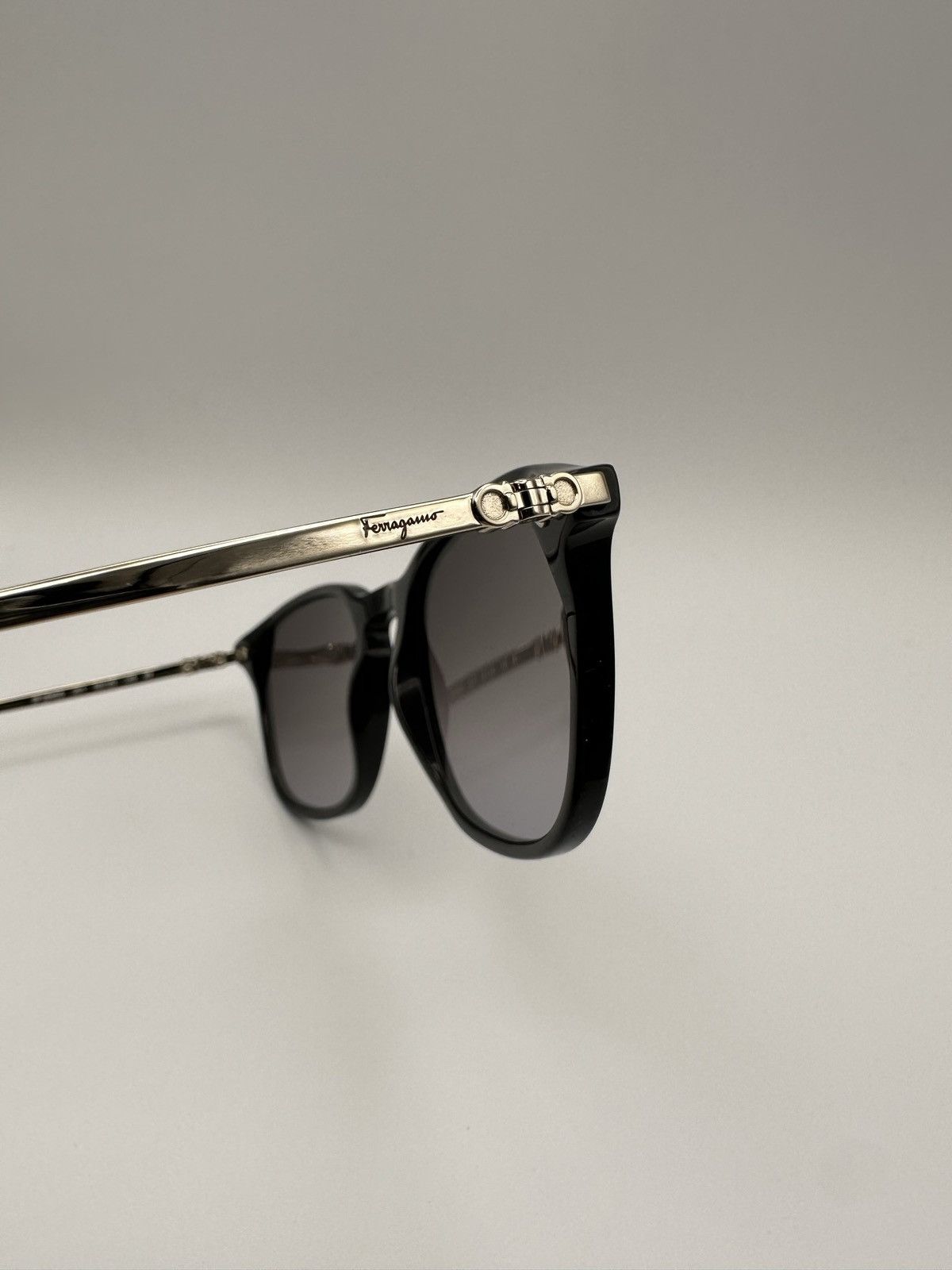 Salvatore Ferragamo Salvatore Ferragamo Acetate Gancini Sunglasses Size ONE SIZE - 3 Thumbnail