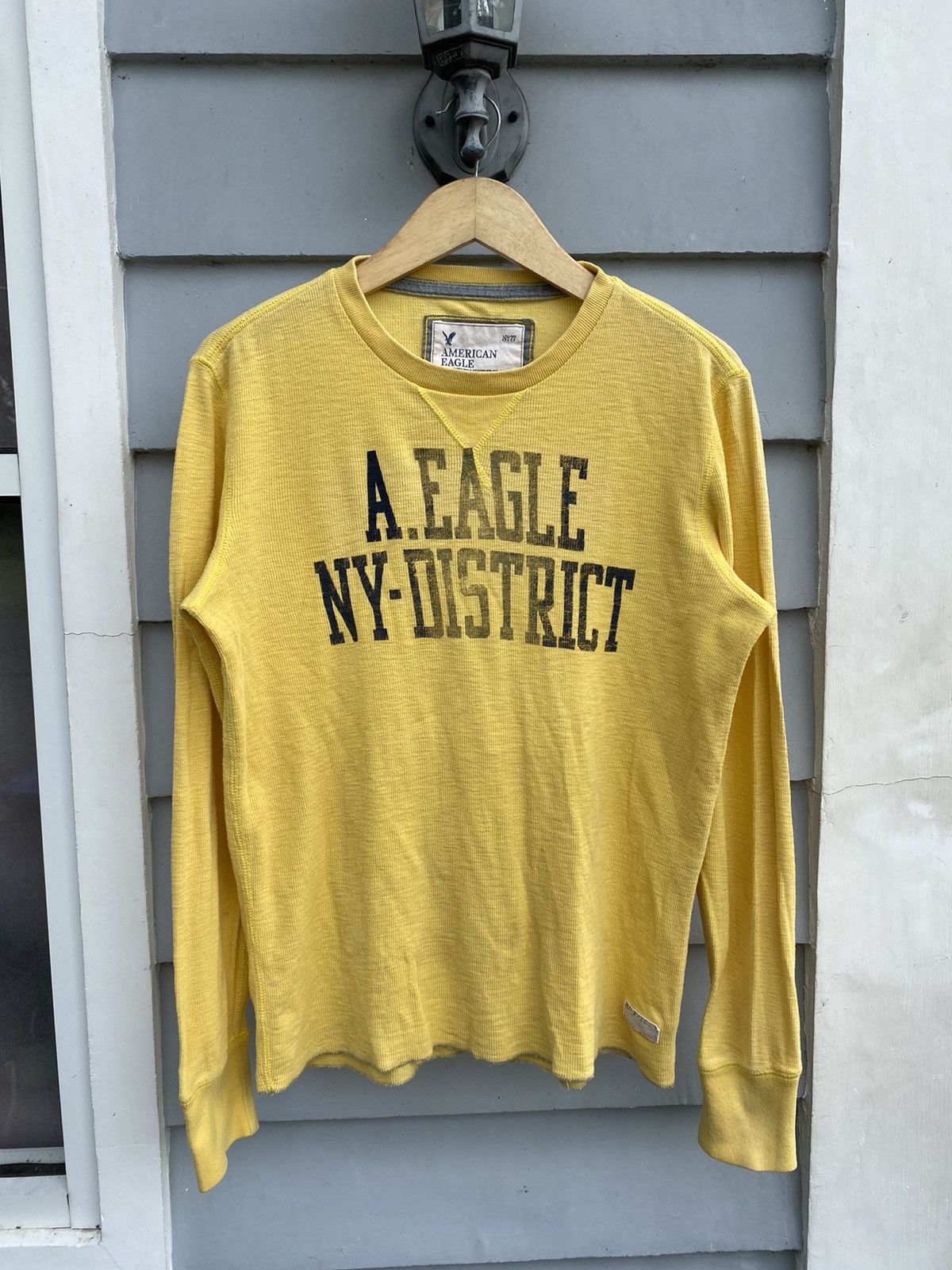 American Eagle Outfitters American Eagle Outfitters NY-DISTRICT Distressed Longsleeve Size US M / EU 48-50 / 2 - 1 Thumbnail