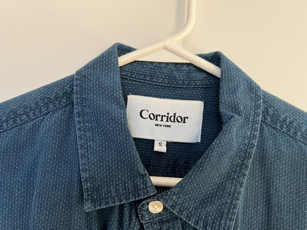 Corridor Blue Mini-Dot Long Sleeve Button Up Size US S / EU 44-46 / 1 - 3 Thumbnail