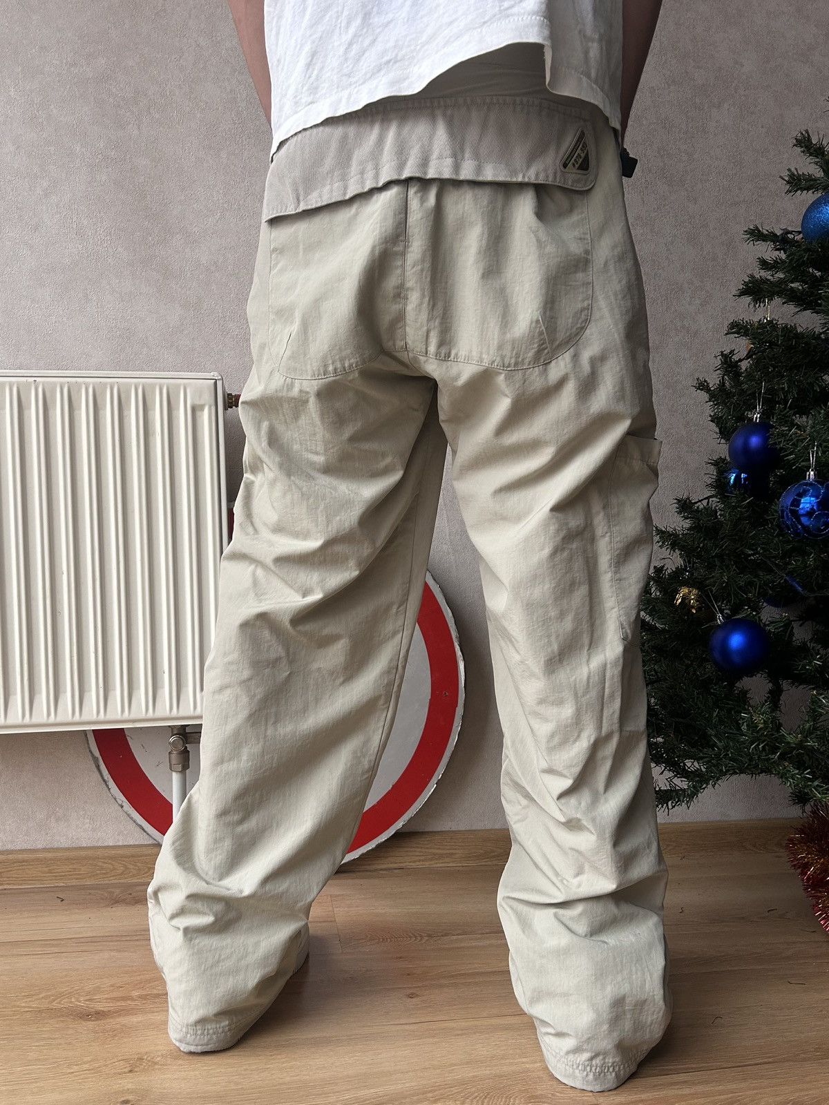 Nike Vintage 90s Nike Swoosh Baggy Parachute Track Pants Size US 34 / EU 50 - 3 Thumbnail