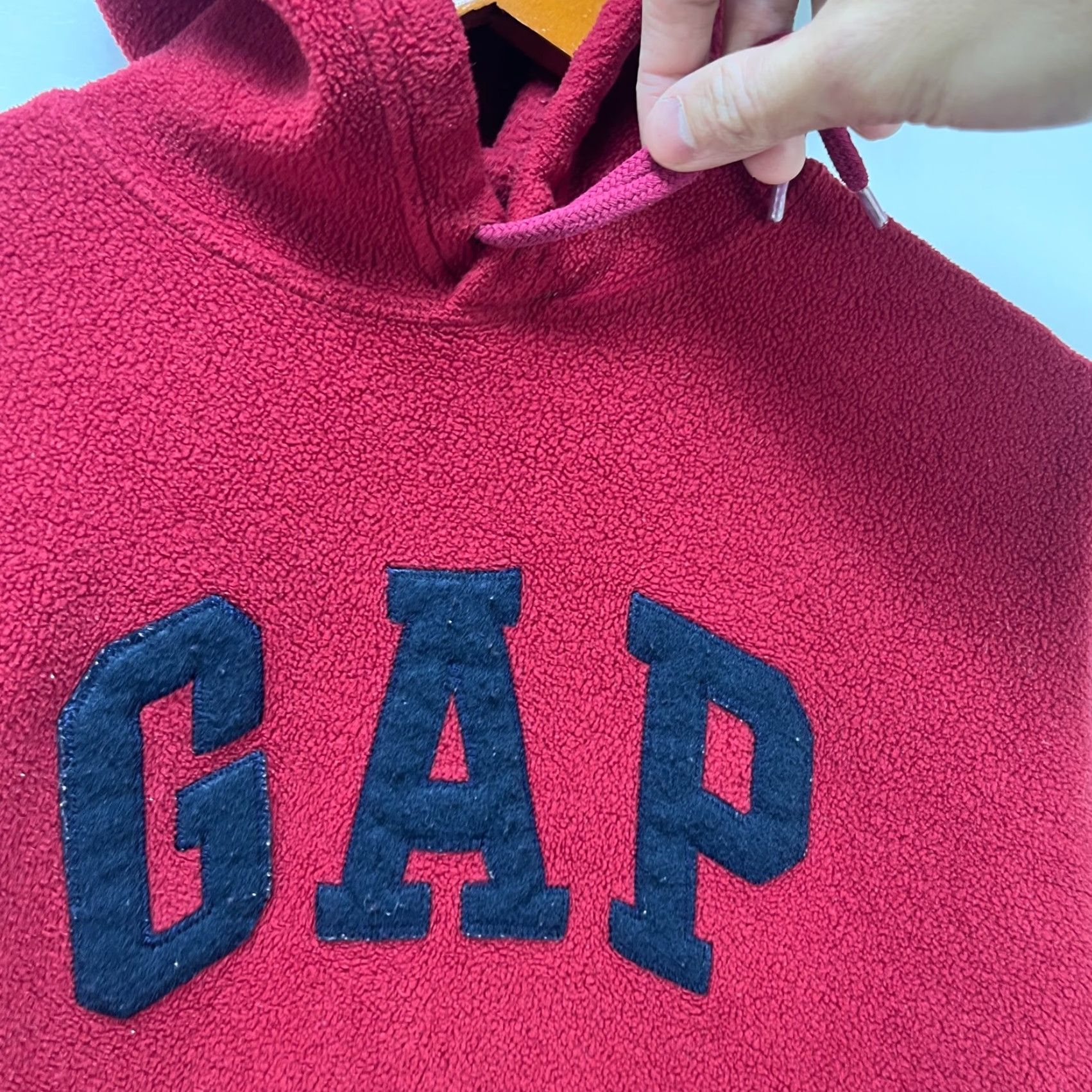 Gap VINTAGE Gap Hoodie Shirt Men S Red 90s Fleece Pullover Size US S / EU 44-46 / 1 - 2 Thumbnail