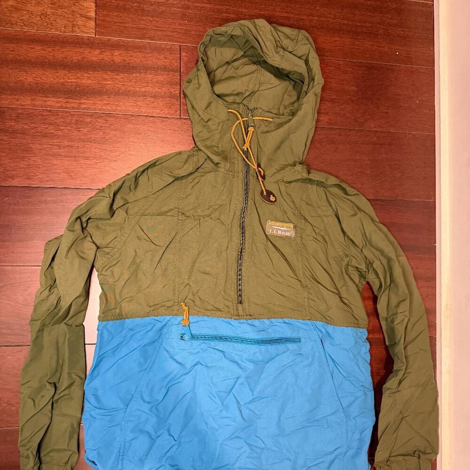 L.L. Bean L.L.Bean XS Petite Hooded Jacket Lightweight Outdoor Size XS / US 0-2 / IT 36-38 - 2 Thumbnail
