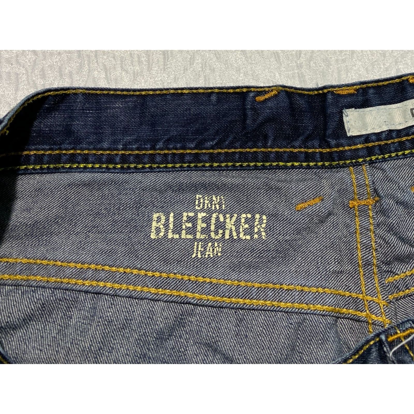 DKNY DKNY Jeans Men’s Size 34×30 Blue Embroidered Pockets Denim Straight 34 30 in Inseam Regular N/A Size US 34 / EU 50 - 4 Thumbnail