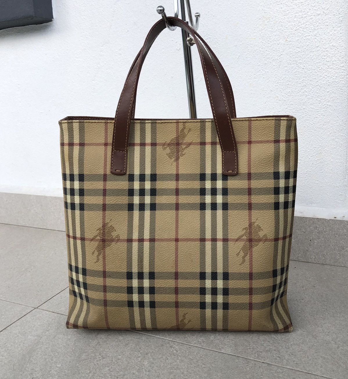 Burberry Burberry London Novacheck Shadow Horse Tote Handbag Size ONE SIZE - 3 Thumbnail
