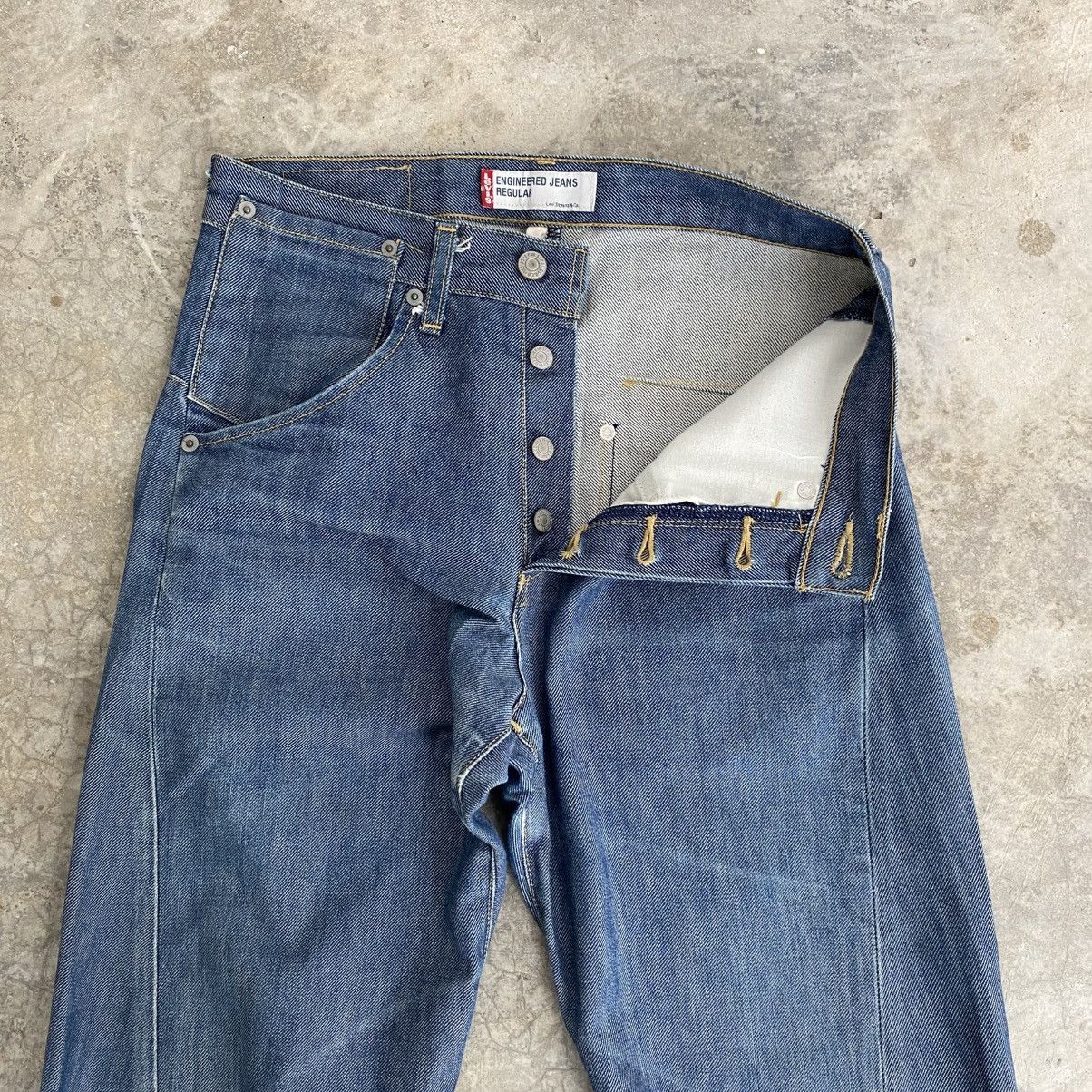 Levi's Vintage Levis Engineered Twisted Leg Regular Denim Jeans Size US 29 - 6 Thumbnail