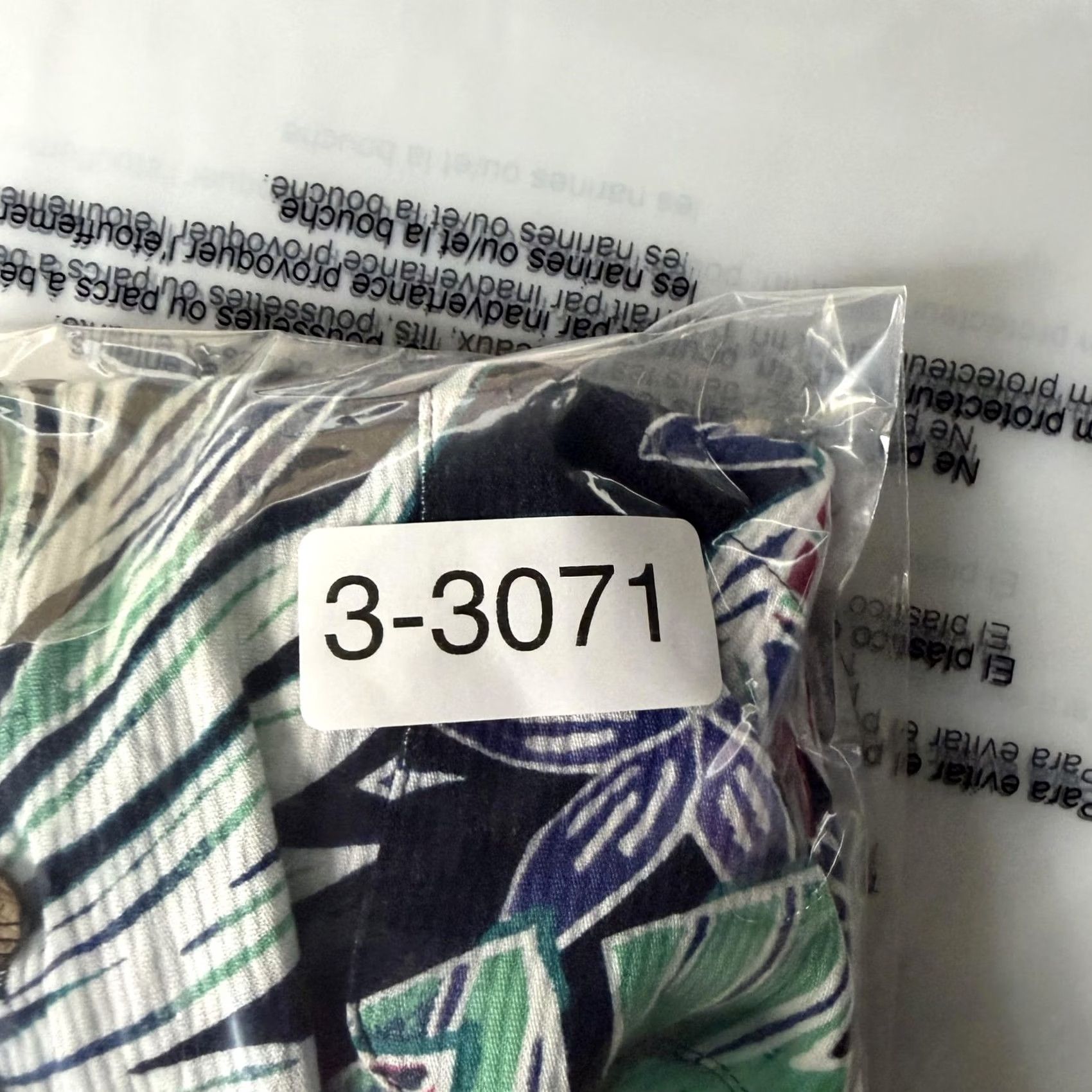 Vintage Caribbean Shirt Mens 3XLT Blue Floral Hawaiian Short Sleeve Button-Up Rayon Shirt Size US XXL / EU 58 / 5 - 7 Thumbnail