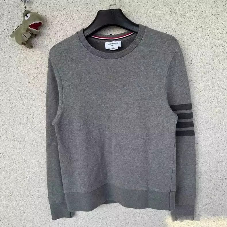 Thom Browne Thom browne Tb gray sweatshirt 2504-Nextarrow Size US L / EU 52-54 / 3 - 1 Thumbnail