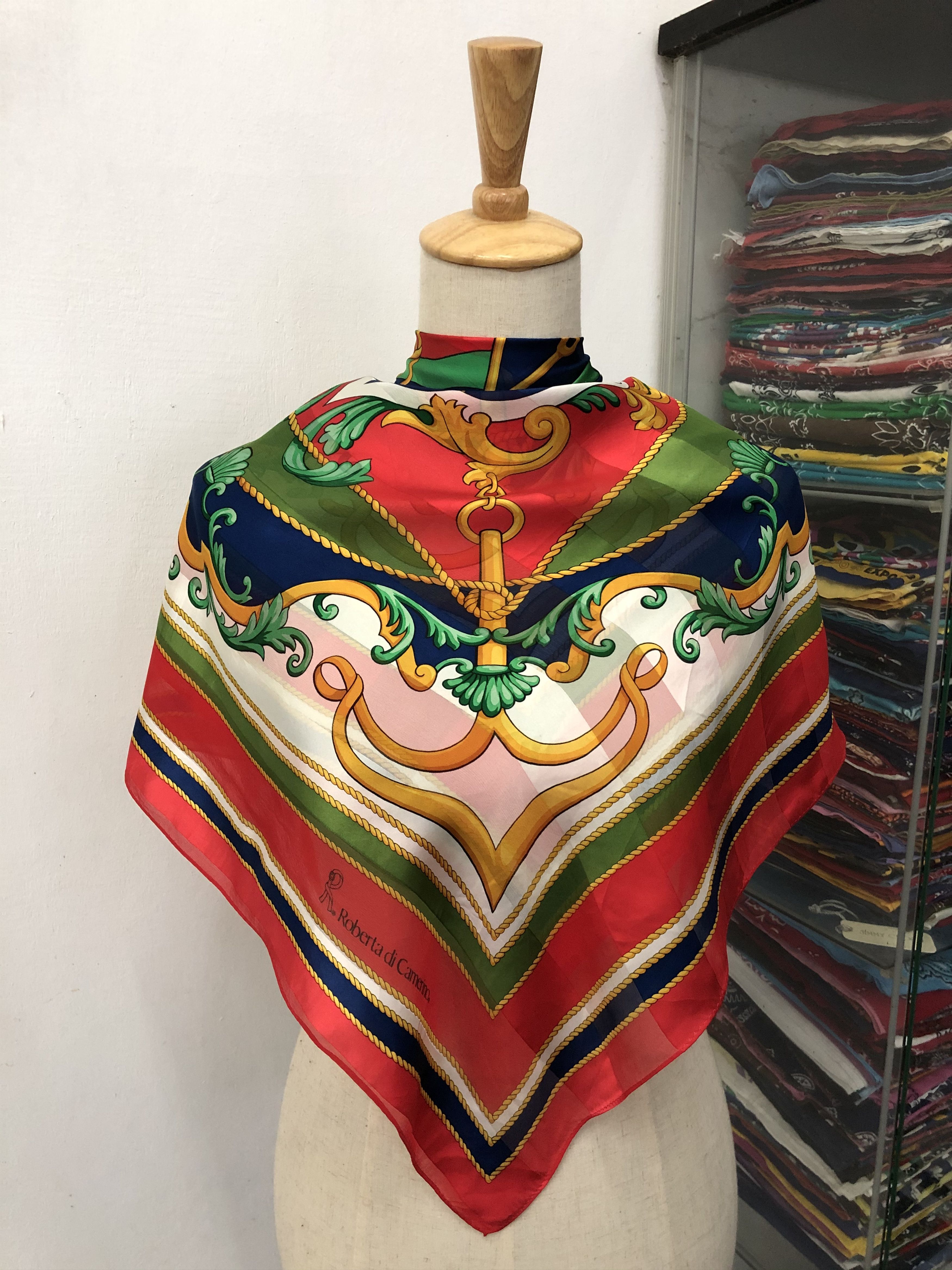 Roberta di Camerino Vintage Roberta Di Camerino Silk Scarf Size ONE SIZE - 1 Thumbnail