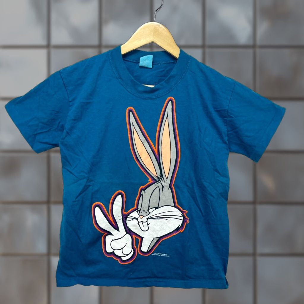Vintage VINTAGE 90s Looney Tunes Bugs Bunny 24 Carrot T Shirt Small - Men - T-Shirt - Short Sleeve - Blue - Size S - 90s - Bugs Bunny - Vintage - Shirt - Mens Size US S / EU 44-46 / 1 - 1 Thumbnail