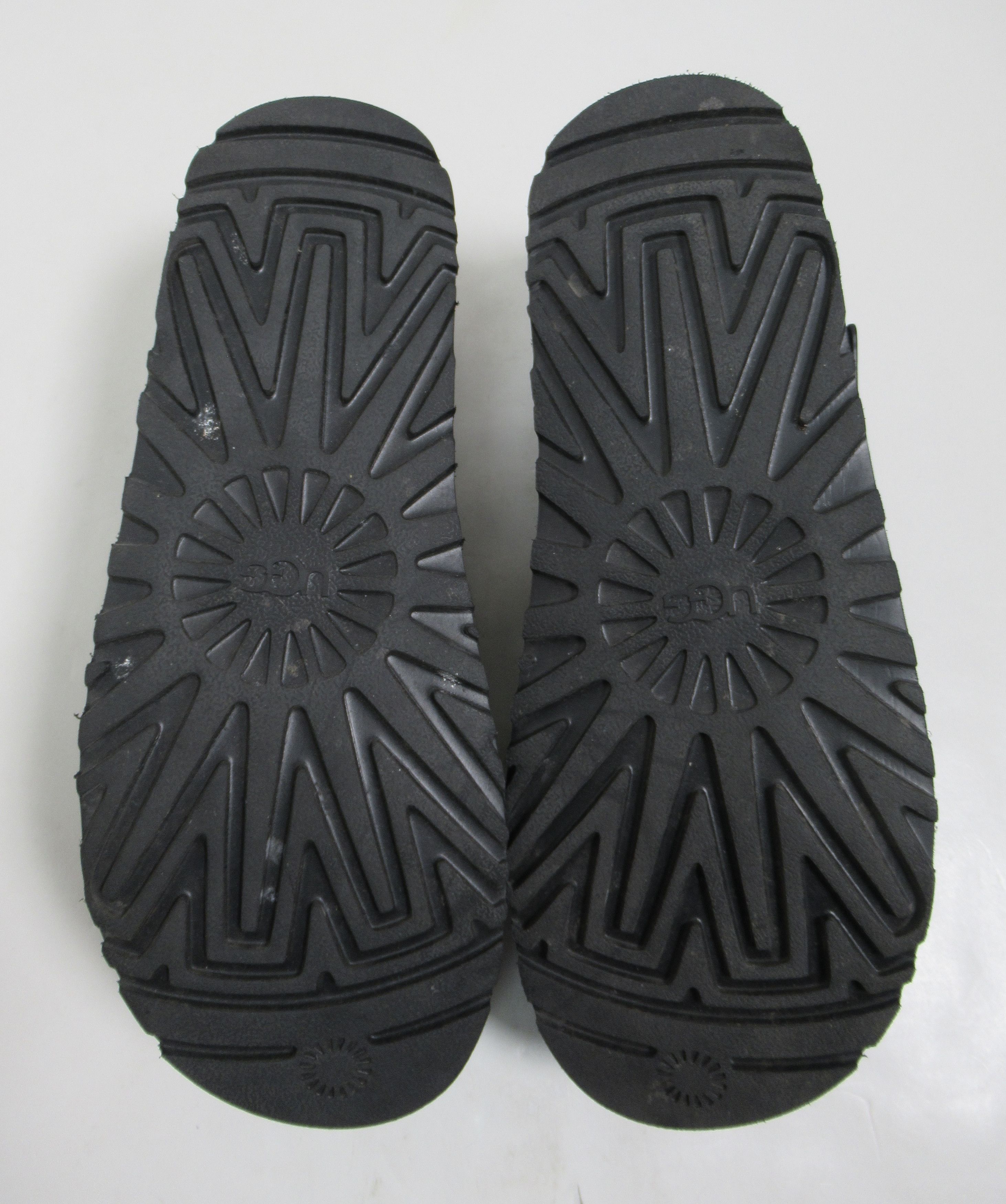 Ugg Ugg Women's Goldenstar Hi Clog Black S/N 1169591 Size 9 US Size US 9 / IT 39 - 9 Thumbnail