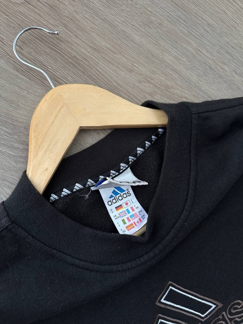 Adidas × Vintage Vintage Adidas Black Sweatshirt Center Logo Size US S / EU 44-46 / 1 - 7 Thumbnail