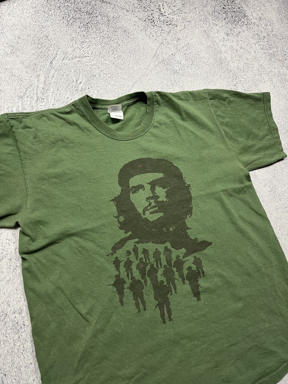 Other Vintage Y2k Enesto Cheguevara Cuba 67 Big Logo T Shirt Rare Size US L / EU 52-54 / 3 - 5 Thumbnail