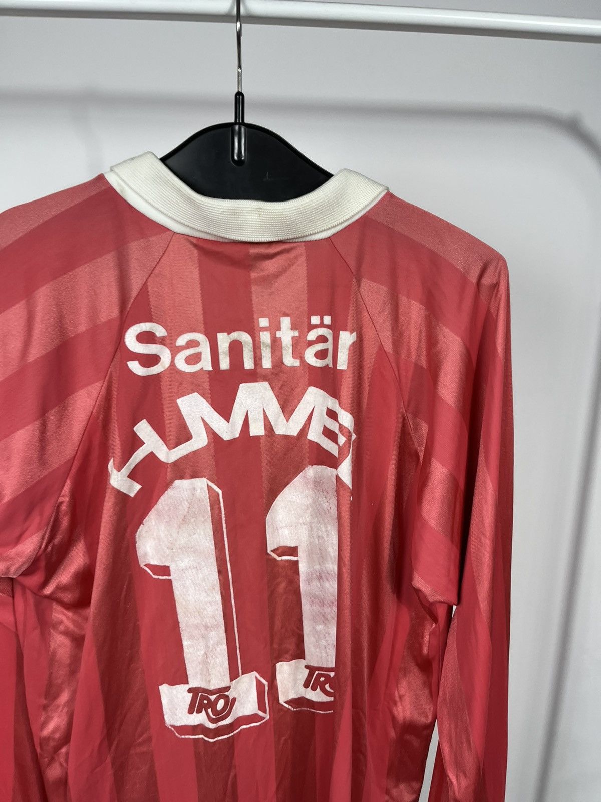Other Vintage TRO Hummel Football Jersey Long Sleeve Red #11 L Size US L / EU 52-54 / 3 - 14 Thumbnail