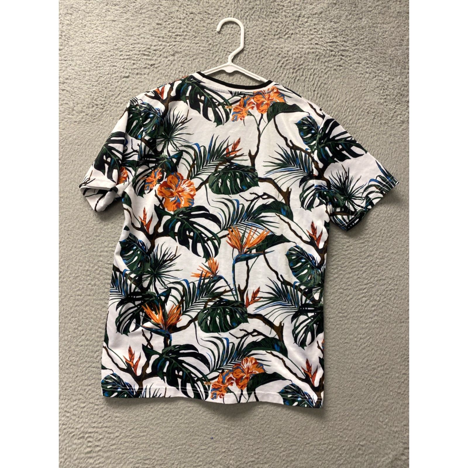 Southpole South Pole Men's S/S T-shirt Symbol Floral Trees Medium M White Gray 43-47 Size US M / EU 48-50 / 2 - 8 Thumbnail