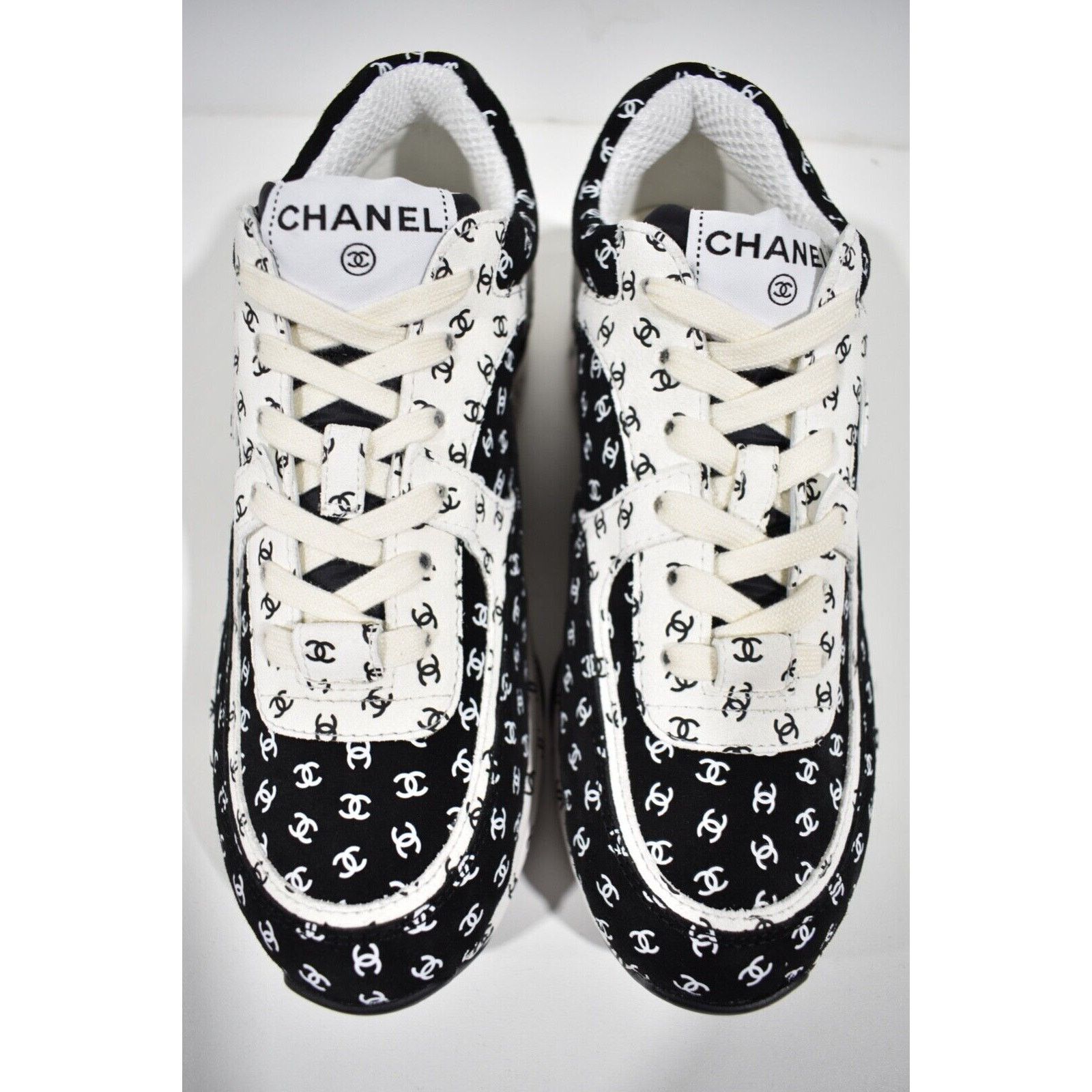 Chanel 22A Suede Printed CC Logo Flat Runner Trainer Sneaker 37 Size US 7 / IT 37 - 4 Thumbnail