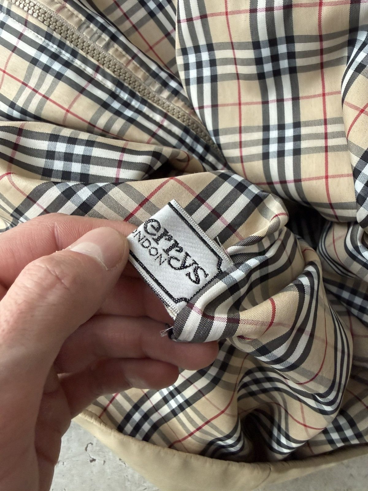 Burberry Burberry’s nova check parka coat jacket Size M / US 6-8 / IT 42-44 - 5 Thumbnail