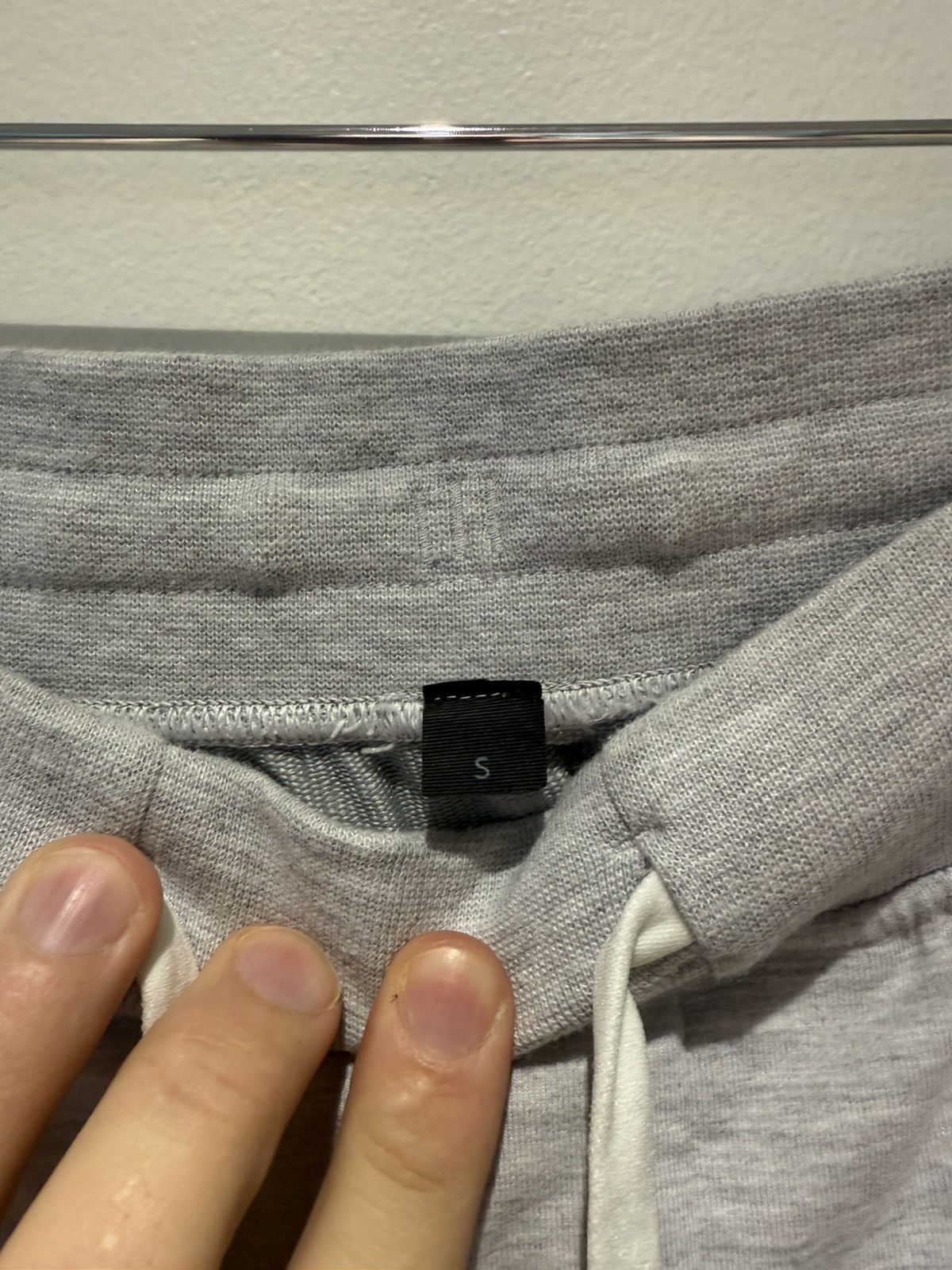 Lululemon Lululemon joggers brand Size US 28 / EU 44 - 2 Thumbnail
