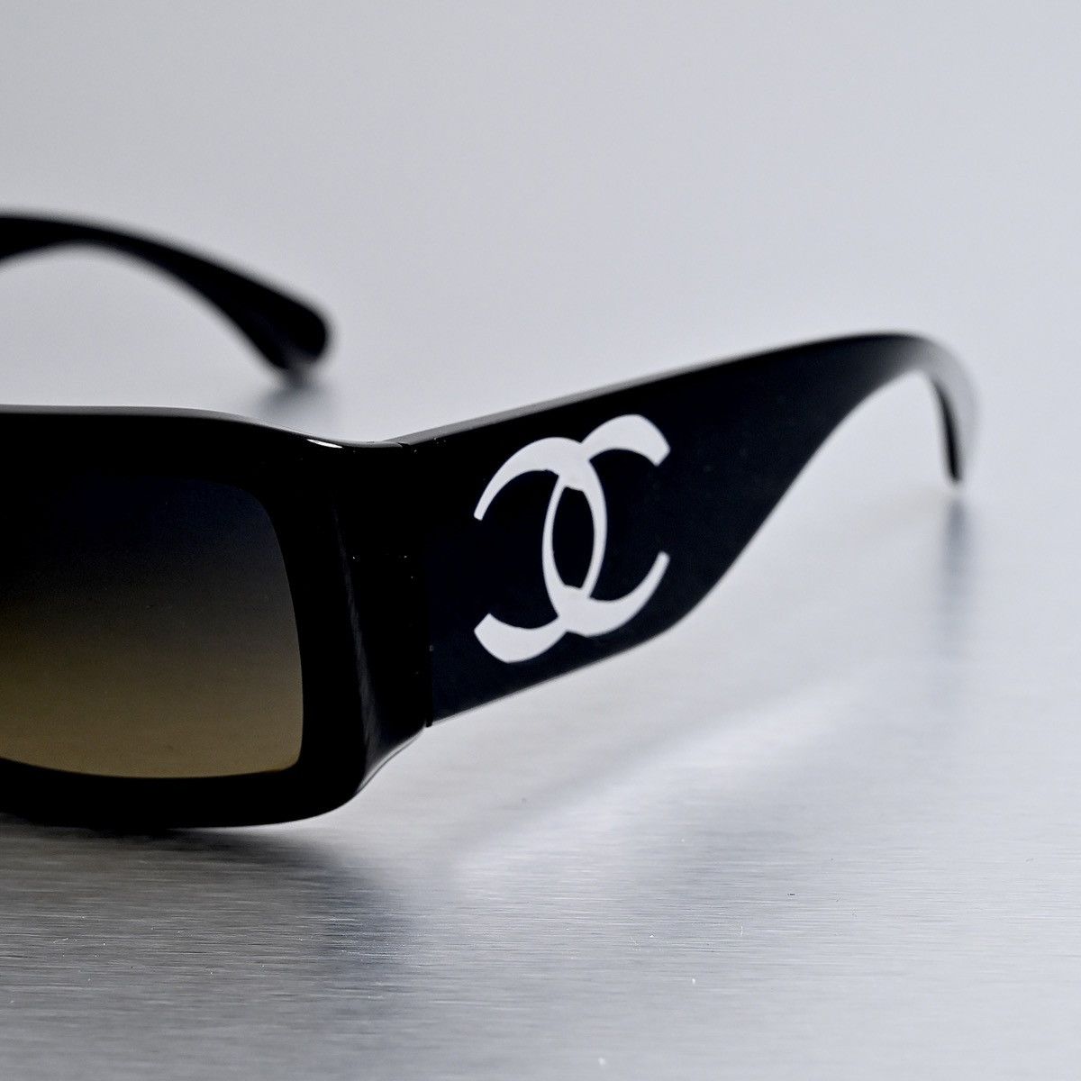 Chanel CHANEL 0CH5526 SUNGLASSES Size ONE SIZE - 3 Thumbnail