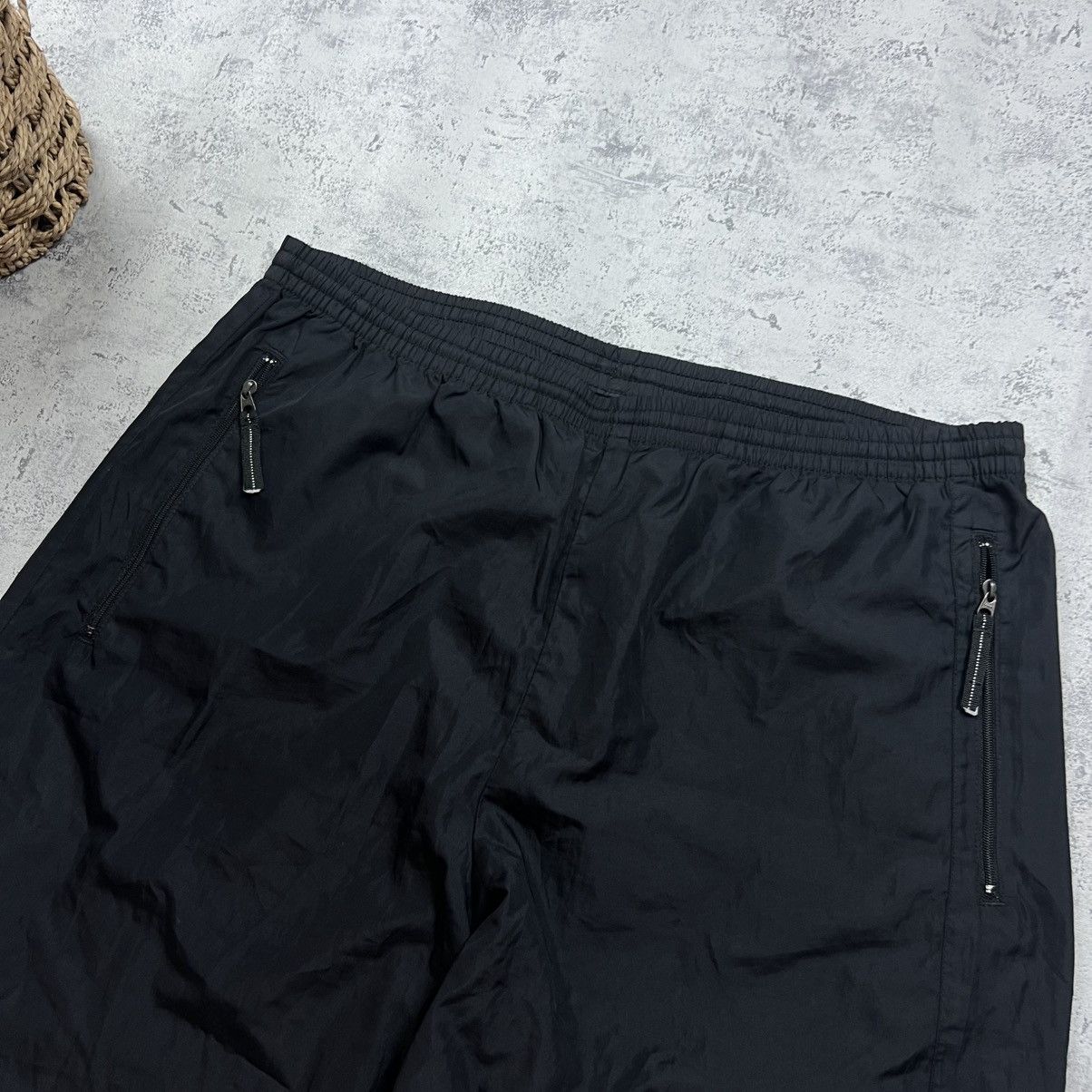 Nike 90s NIKE SWOOSH VINTAGE PARACHUTE Y2K GORPCORE RETRO PANTS Size US 32 / EU 48 - 3 Thumbnail