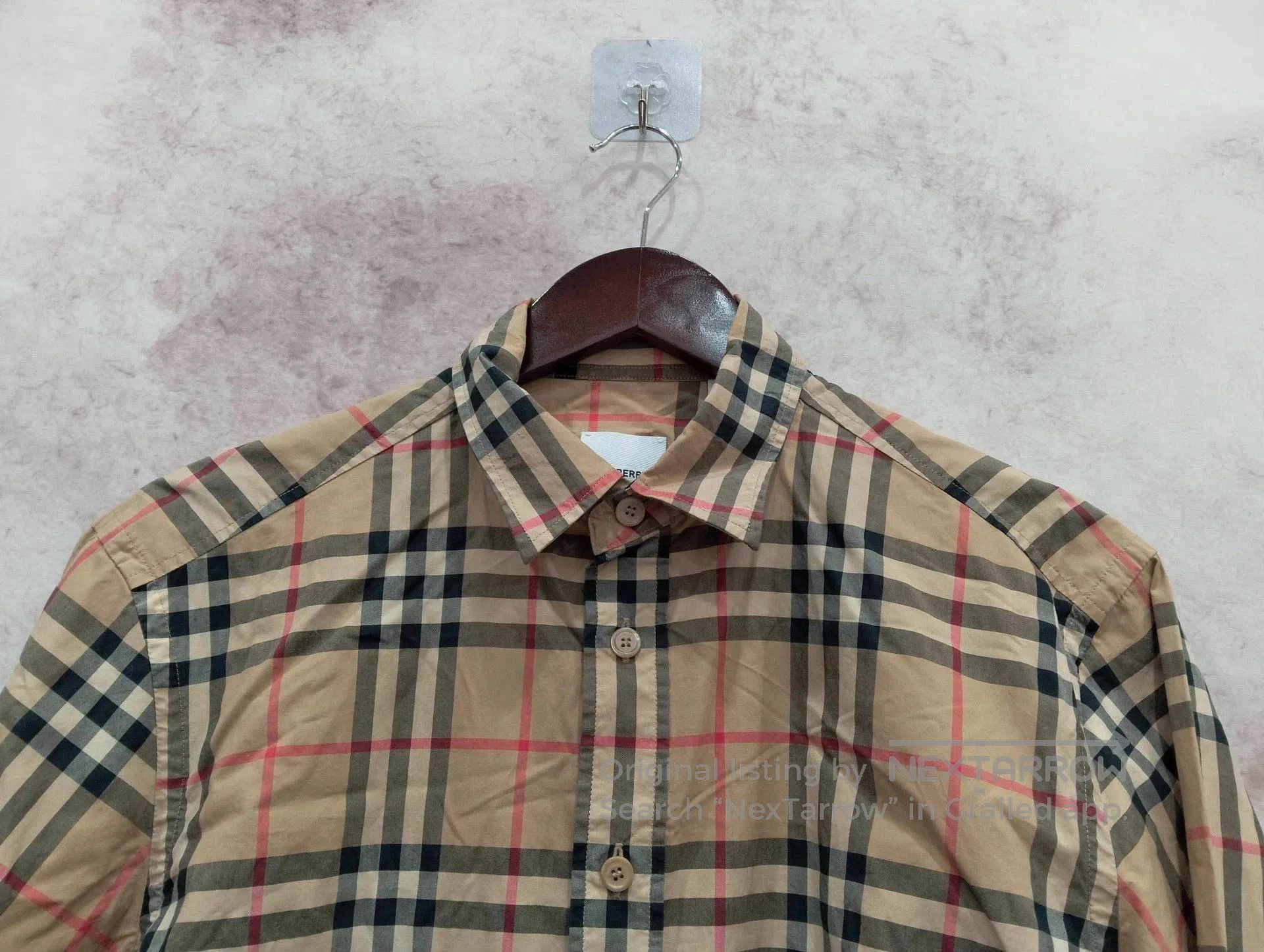 Burberry Beige Plaid Long Sleeve Button-Up Shirt S. Size US S / EU 44-46 / 1 - 8 Thumbnail