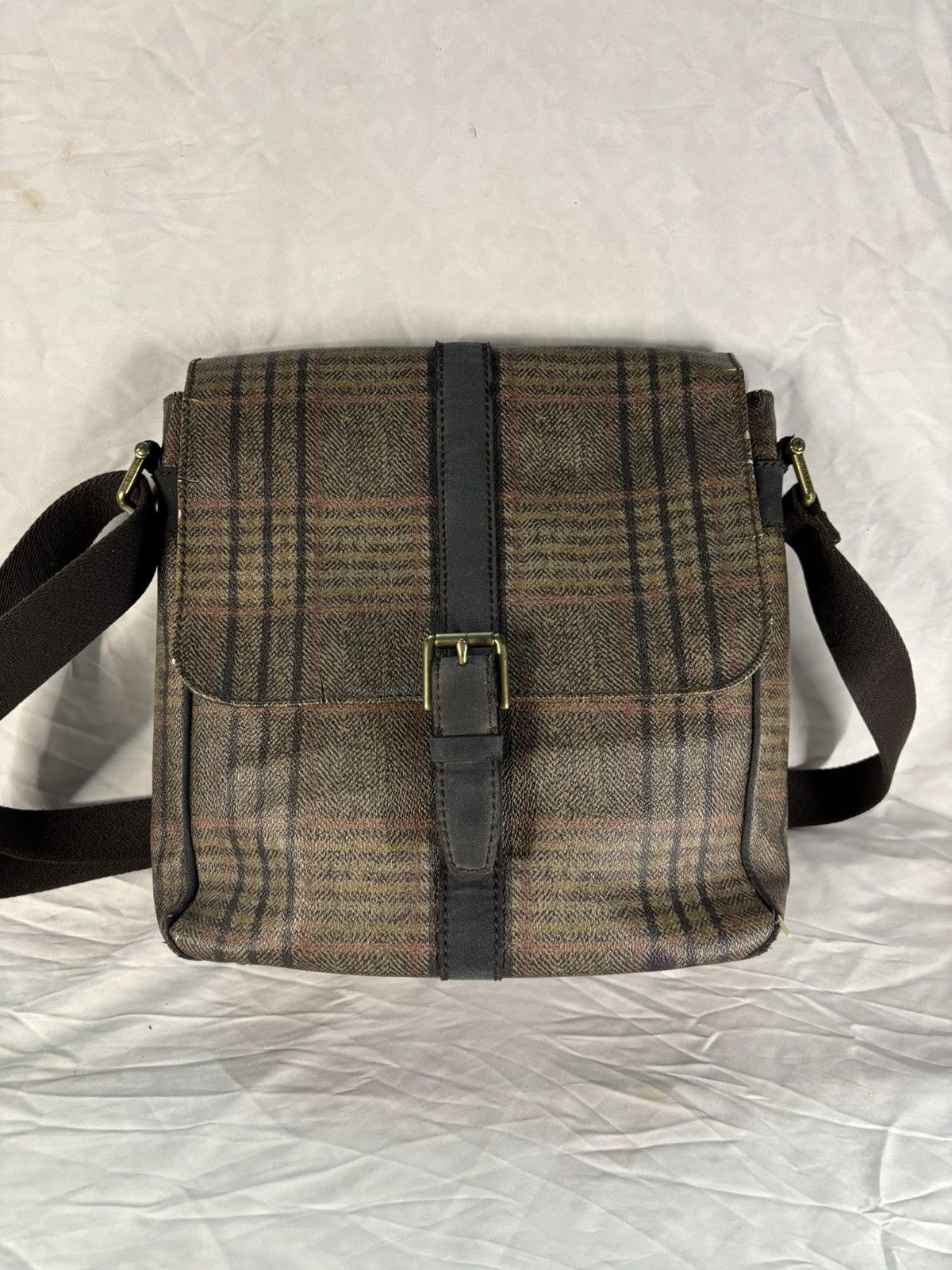 Fossil (very used) Fossil Sling Bag Size ONE SIZE - 1 Thumbnail