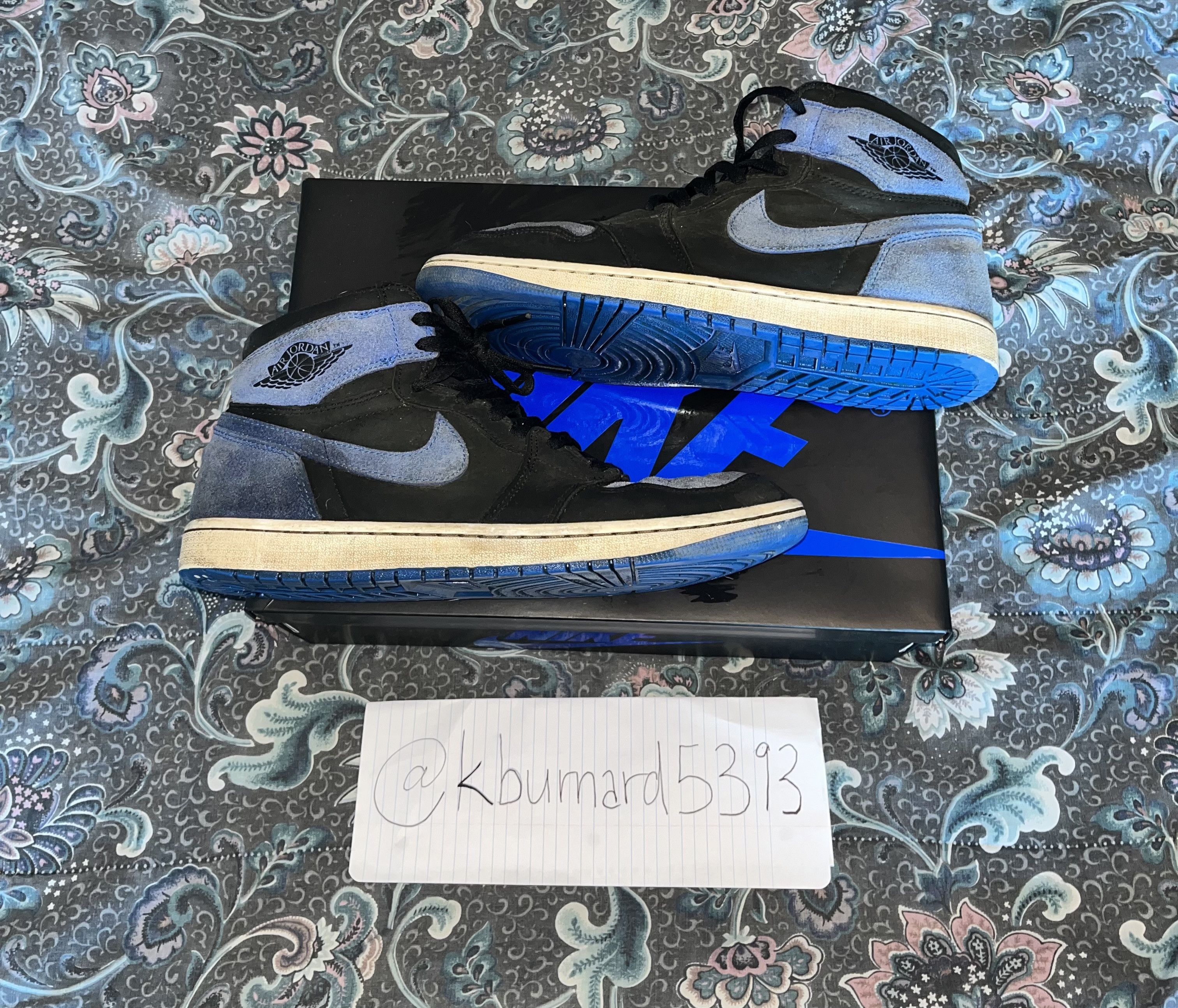 Jordan Brand Air Jordan 1 Retro High OG "Royal Reimagined" Size US 11 / EU 44 - 1 Thumbnail