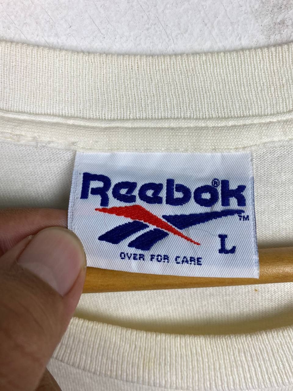 Reebok vintage reebok kick soccer tee nice design Size US L / EU 52-54 / 3 - 4 Thumbnail