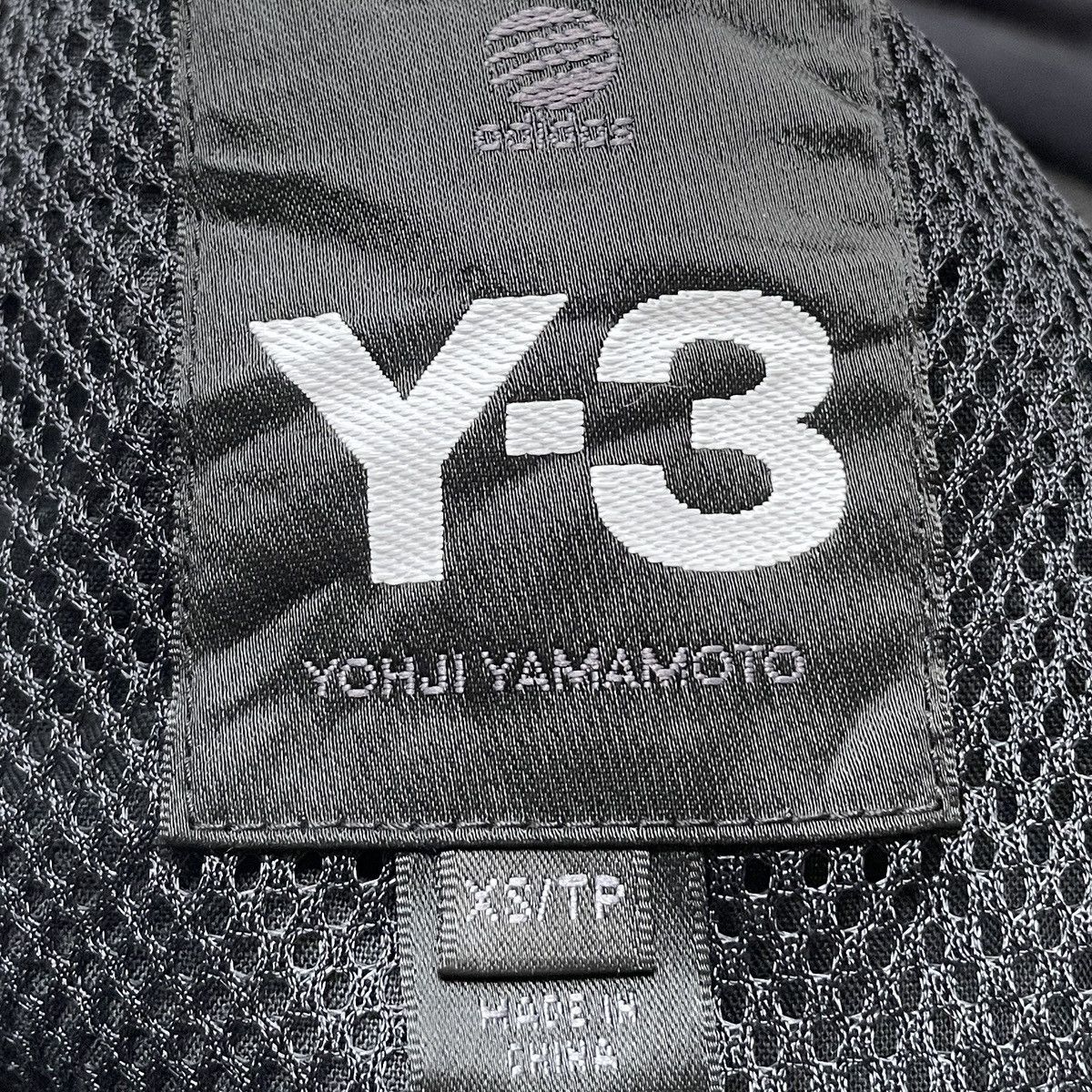 Japanese Brand × Yohji Yamamoto Vintage Japanese Brand Y-3 Yohji Yamamoto Vest 2000s Size US XS / EU 42 / 0 - 9 Thumbnail