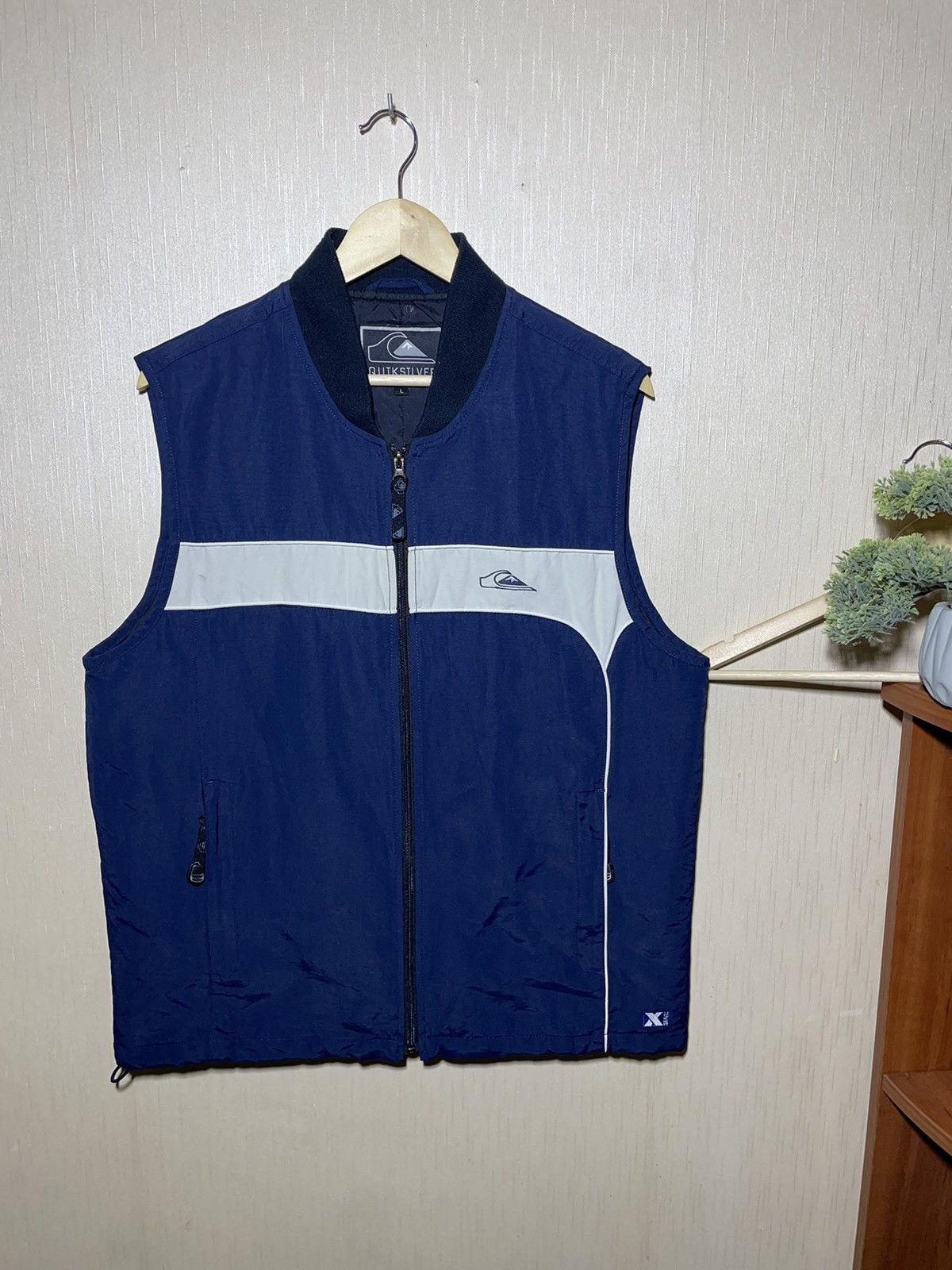 Quiksilver vintage y2k nylone vest