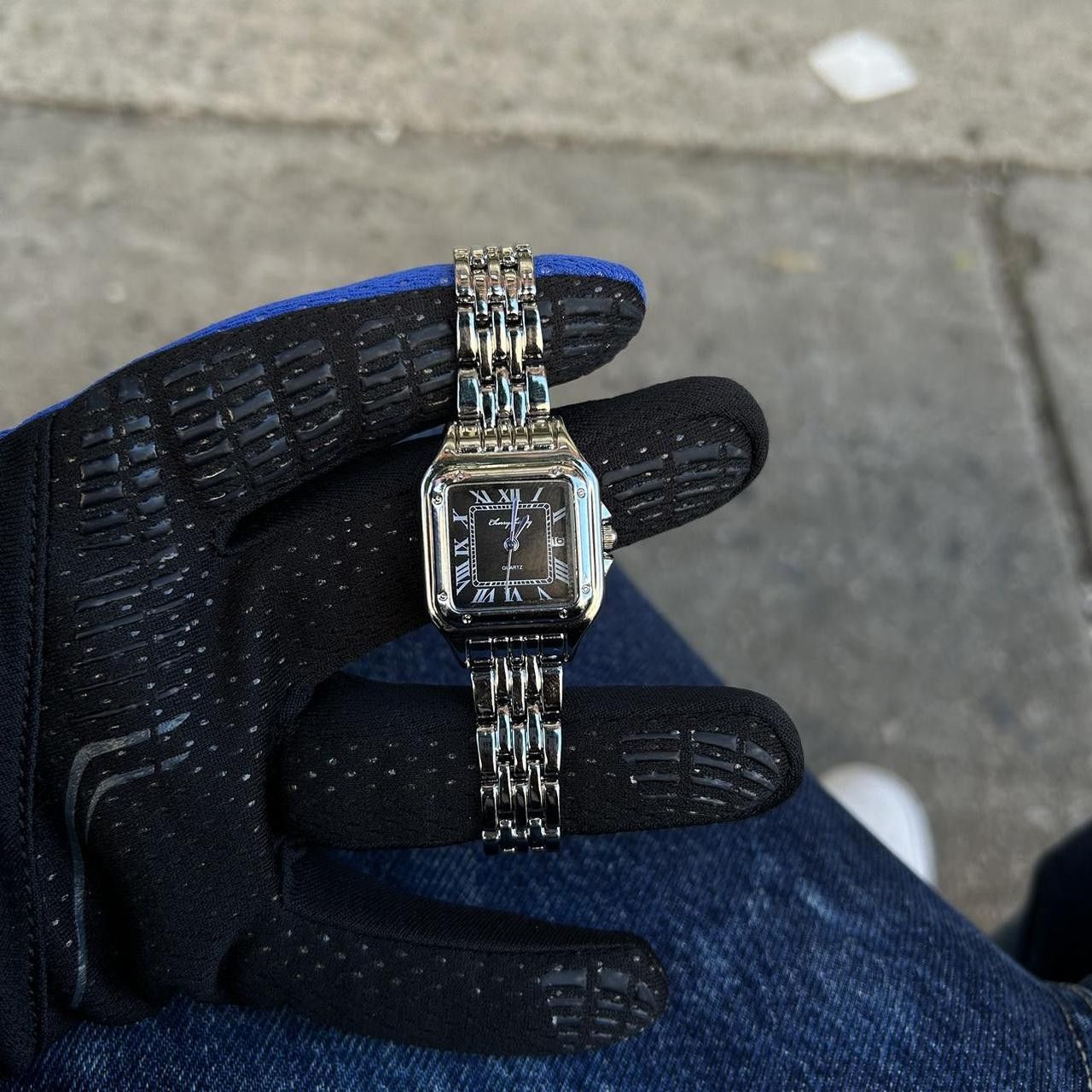 Vintage Vintage 2000s Style Black Rectangular Quartz Face Watch Size ONE SIZE - 4 Thumbnail