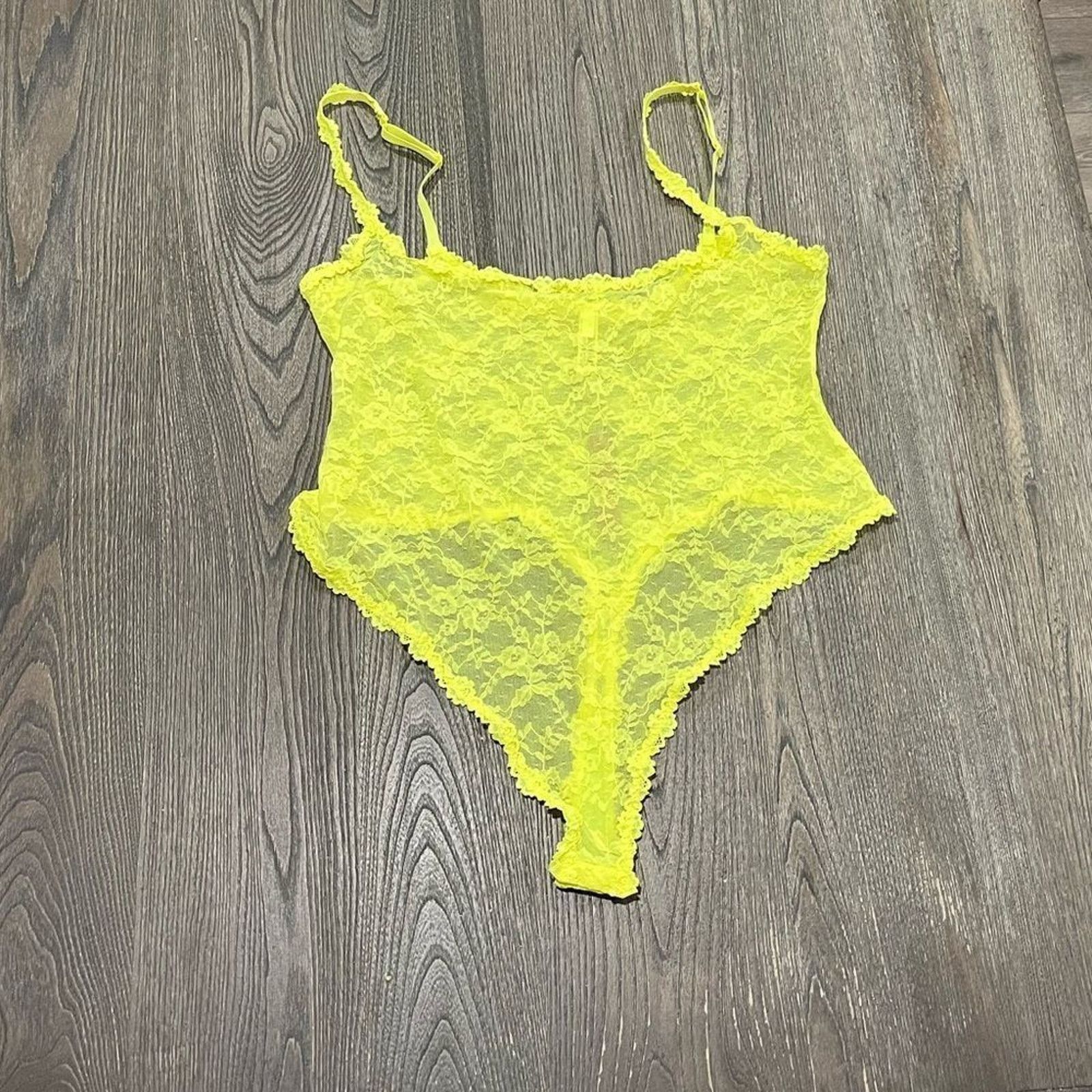 SKIMS NWT Skims Stretch Lace Bodysuit Yellow Highlighter 3X Size 3XL / US 20-22 - 1 Thumbnail