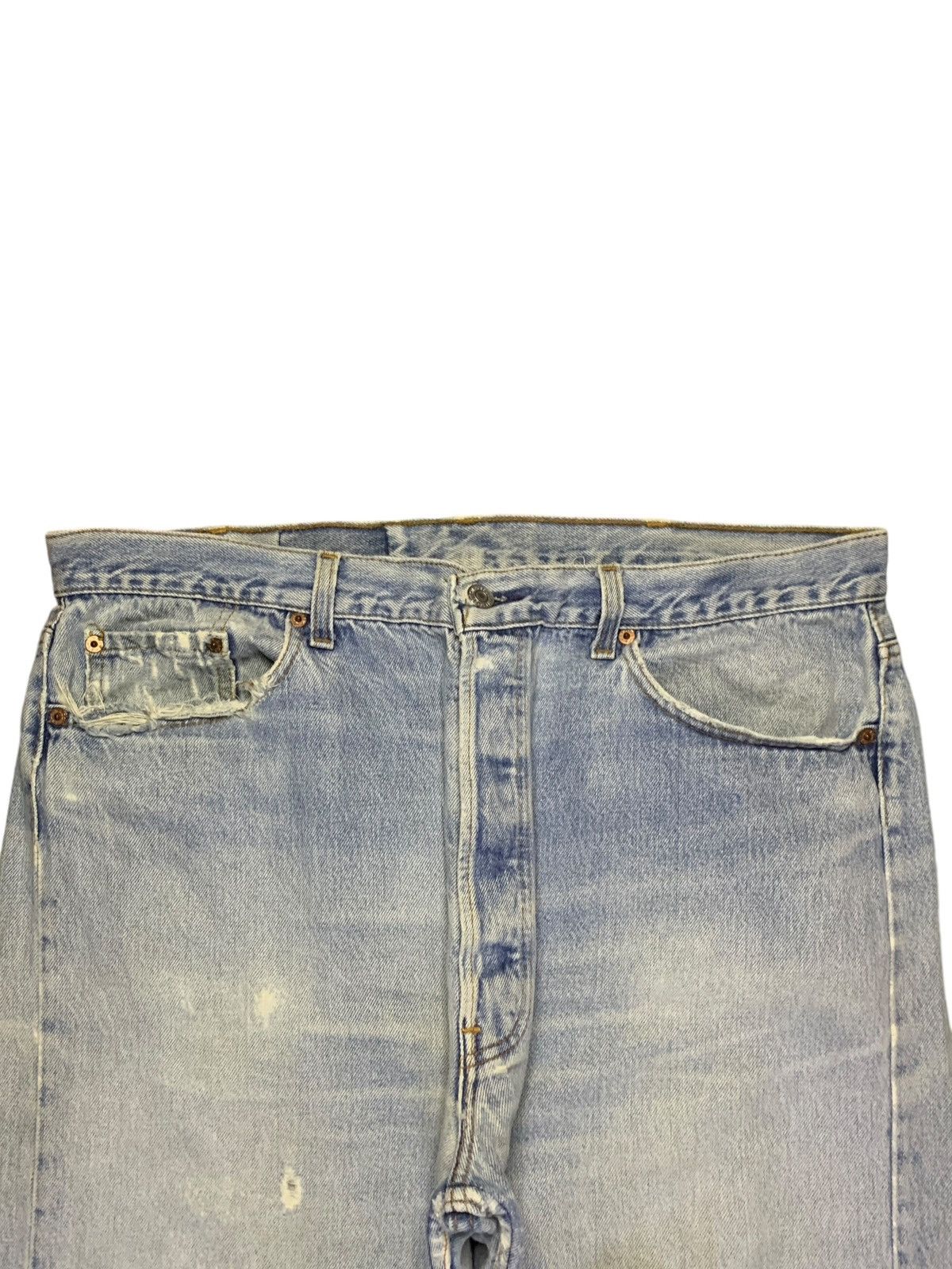 Levi's Vintage 90s Levis 501 Faded Wash Distressed Baggy Jeans Size US 37 - 4 Thumbnail
