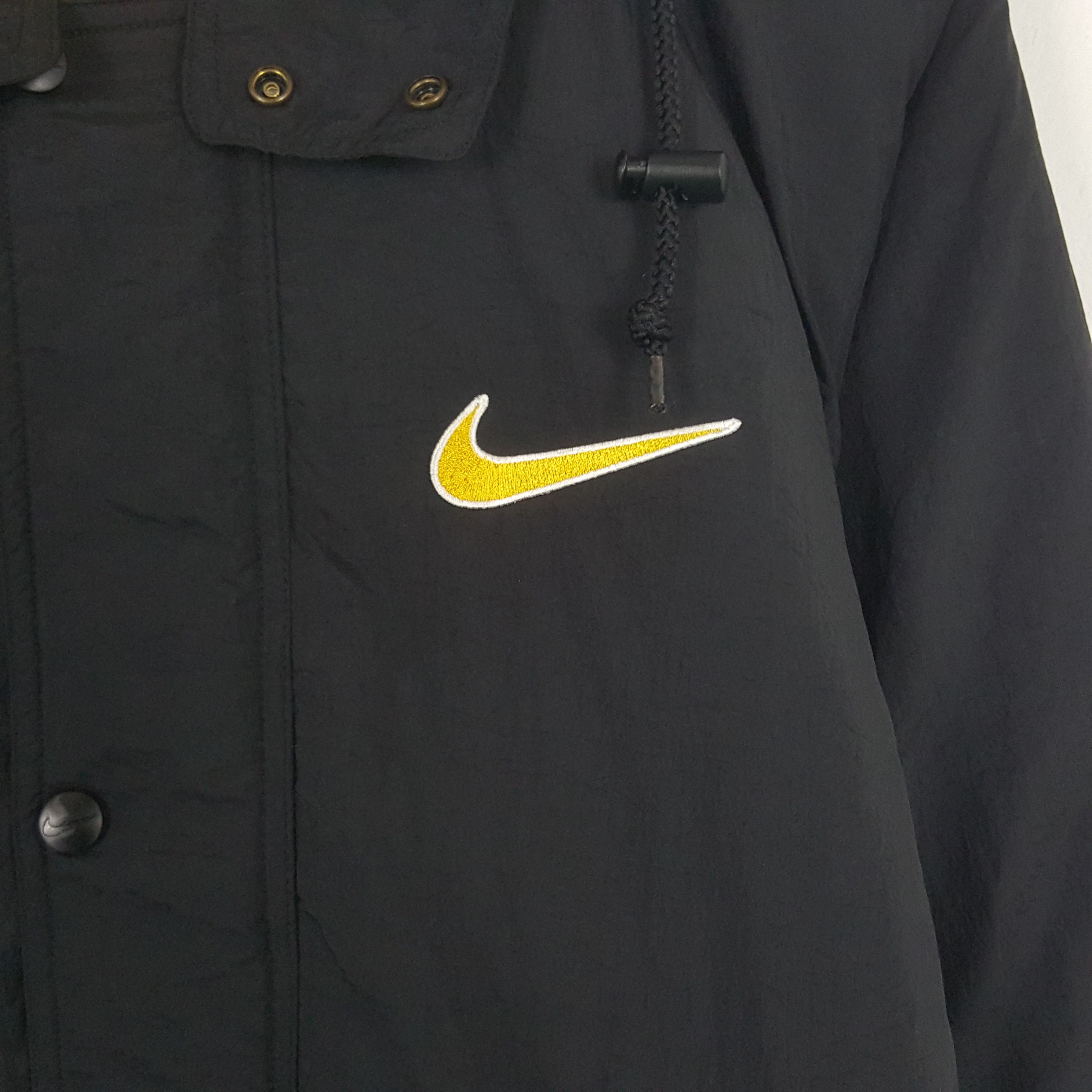 Nike × Vintage Vintage Nike Big Swoosh Windbreaker Zipper Jacket Size US L / EU 52-54 / 3 - 2 Thumbnail