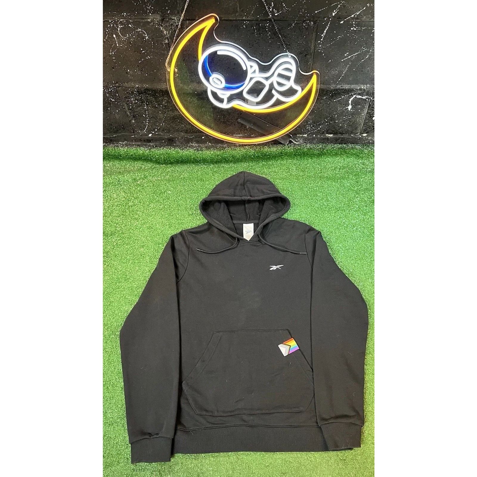 Reebok Reebok Pride Patch & Logo Graphic Hoodie Men's M Size US M / EU 48-50 / 2 - 1 Thumbnail