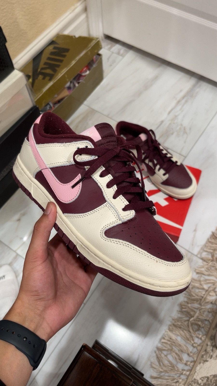 Nike Nike Dunk Low Retro PRM Valentine’s Day 2023 Size US 11 / EU 44 - 2 Thumbnail