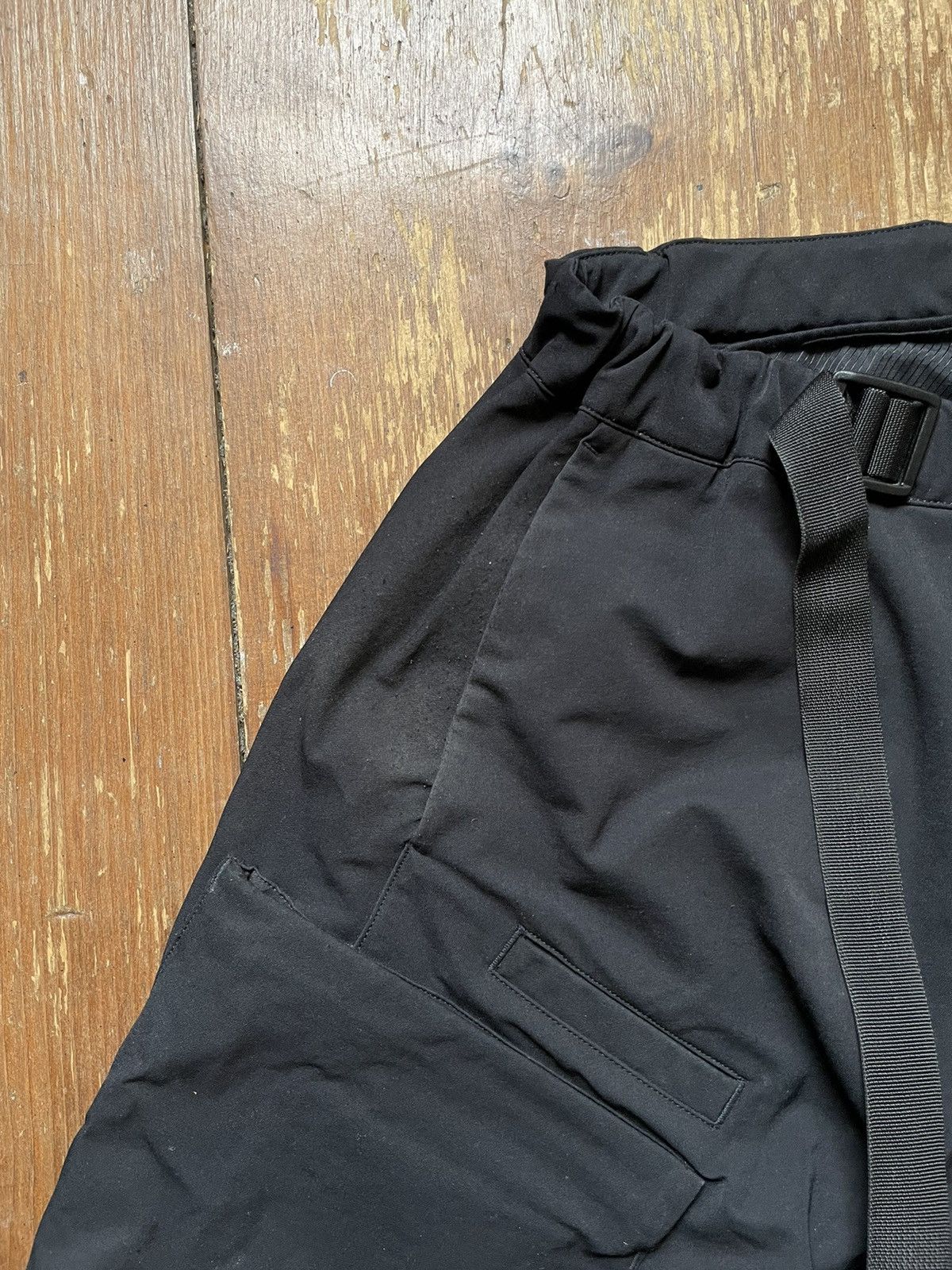 Acronym Acronym P30A-DS Size US 32 / EU 48 - 3 Thumbnail