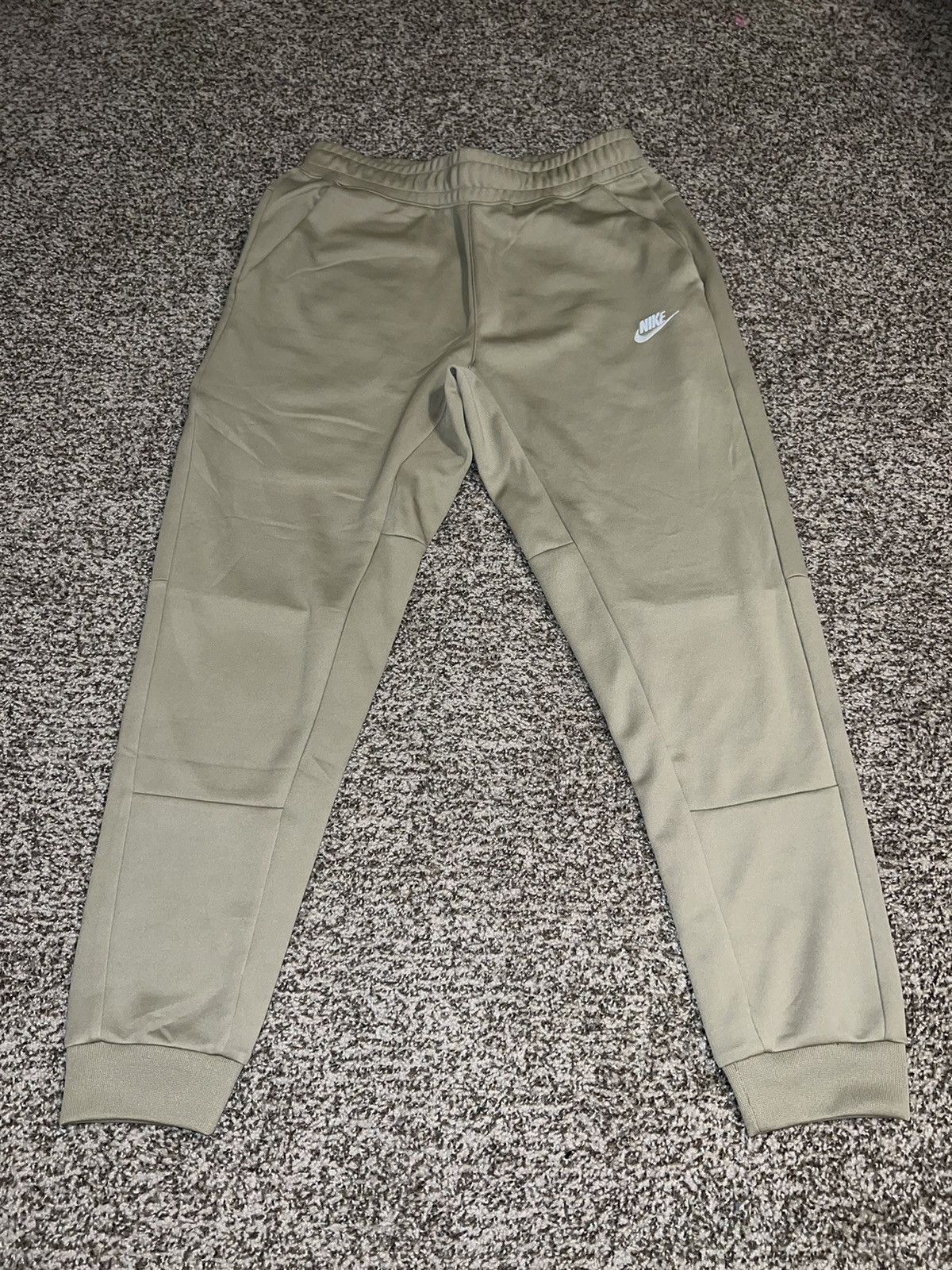 Nike Nike Tapered Pants Tan Size Medium Size US 34 / EU 50 - 1 Thumbnail