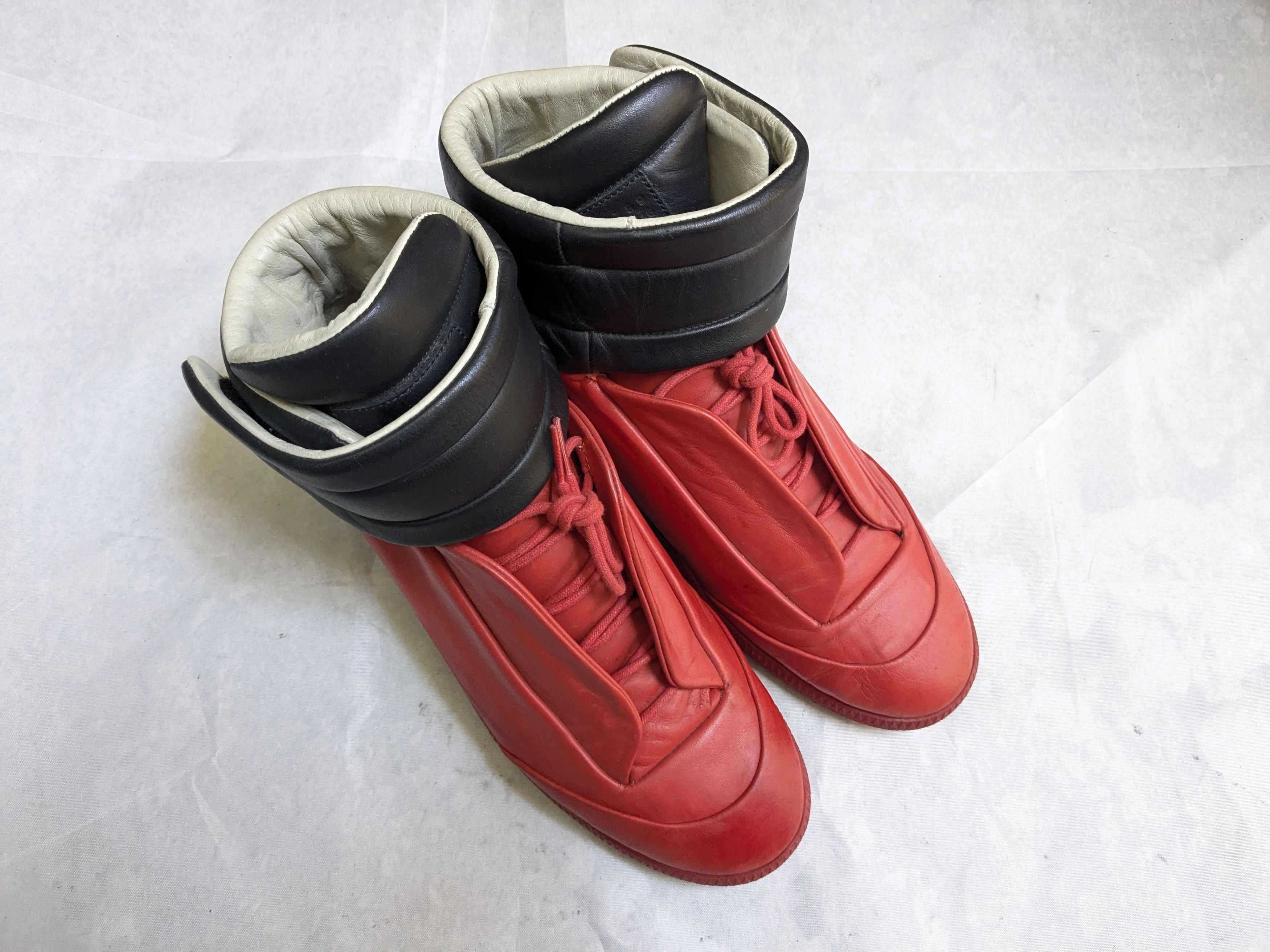 Maison Margiela 44/11-Maison Margiela Future High Sneaker Red/Black Size US 11 / EU 44 - 4 Thumbnail