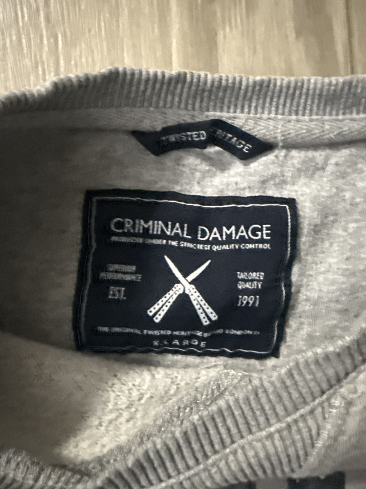 Criminal Damage “YOUTH WASTED ON THE YOUNG” sweater Size US M / EU 48-50 / 2 - 3 Thumbnail