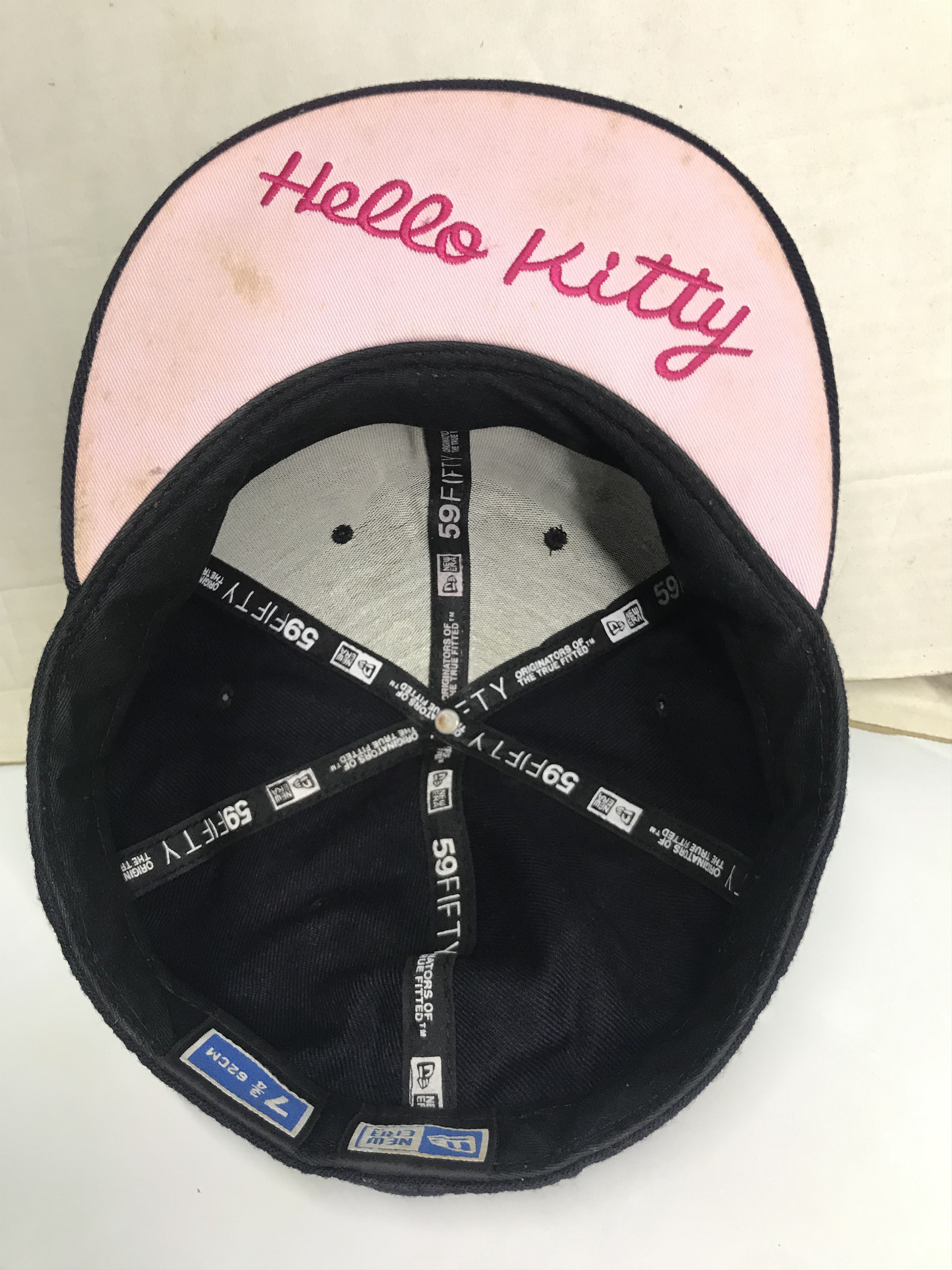 Anime Vintage New Era Hello Kitty Baseball Hat Size ONE SIZE - 6 Thumbnail