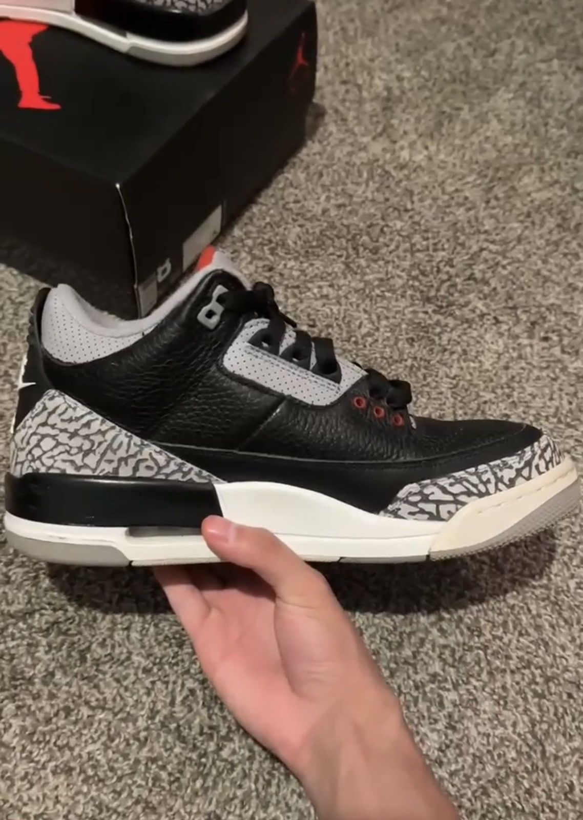 Nike 2018 BLACK CEMENT JORDAN 3 Size US 8 / EU 41 - 2 Thumbnail